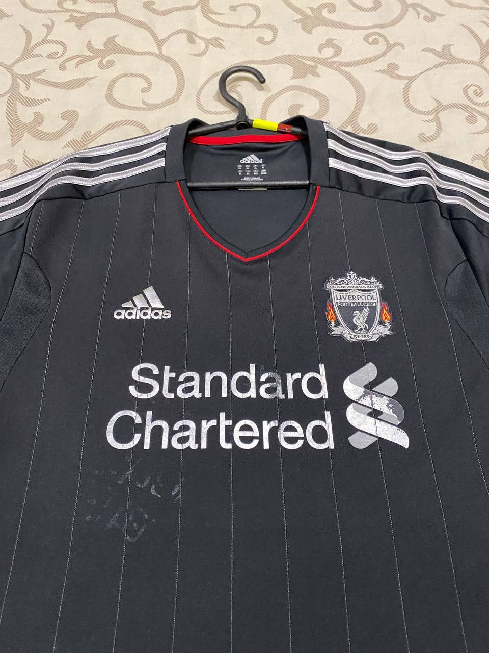 Adidas Adidas Liverpool FC Pinstripe “Standard Chartered” Jersey Size US XL / EU 56 / 4 - 4 Thumbnail