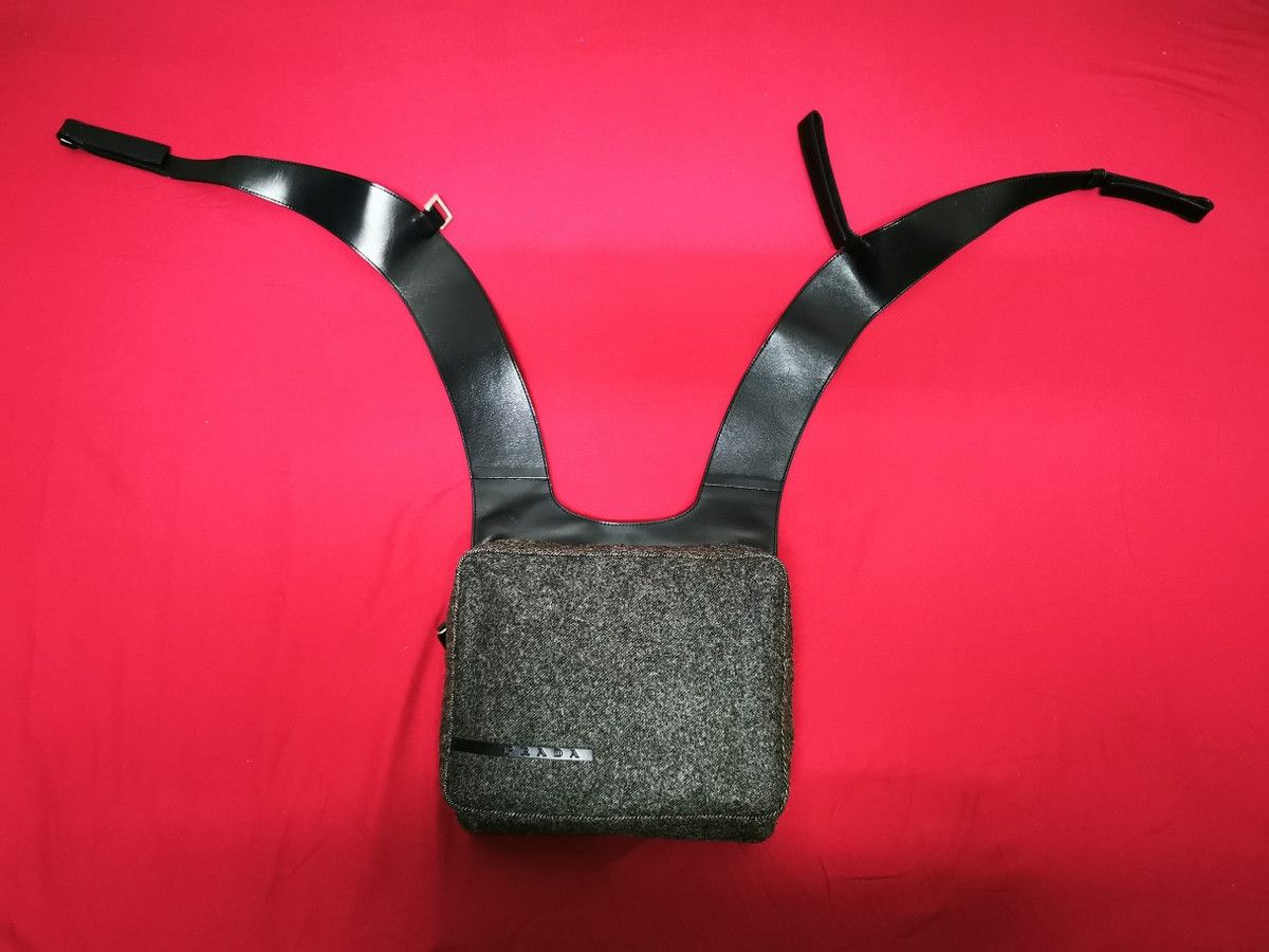 Prada Prada 1999 chest rig bag Size ONE SIZE - 2 Thumbnail