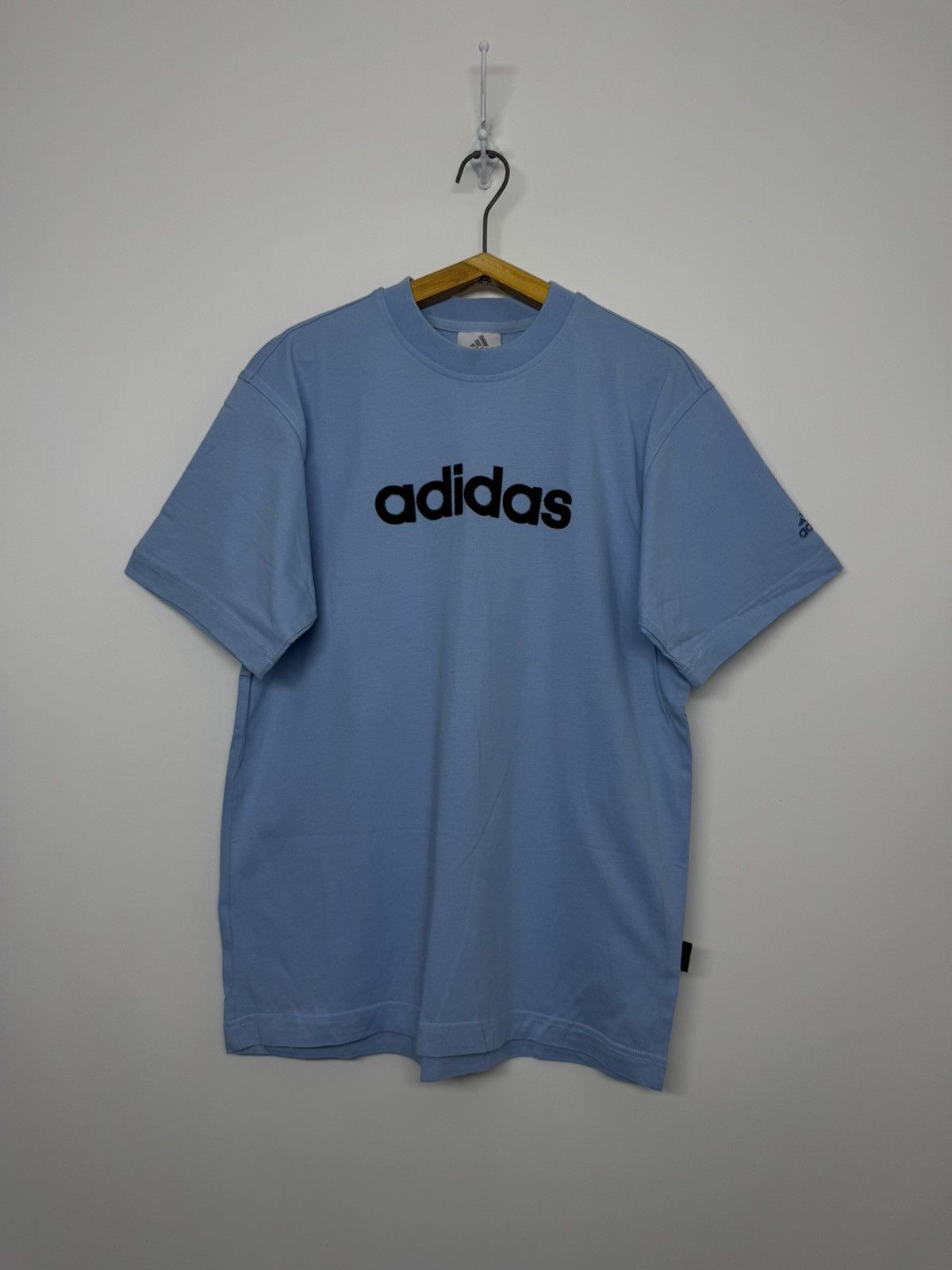 Adidas Vintage Adidas Big Logo T-Shirt 90’s Size US S / EU 44-46 / 1 - 4 Thumbnail