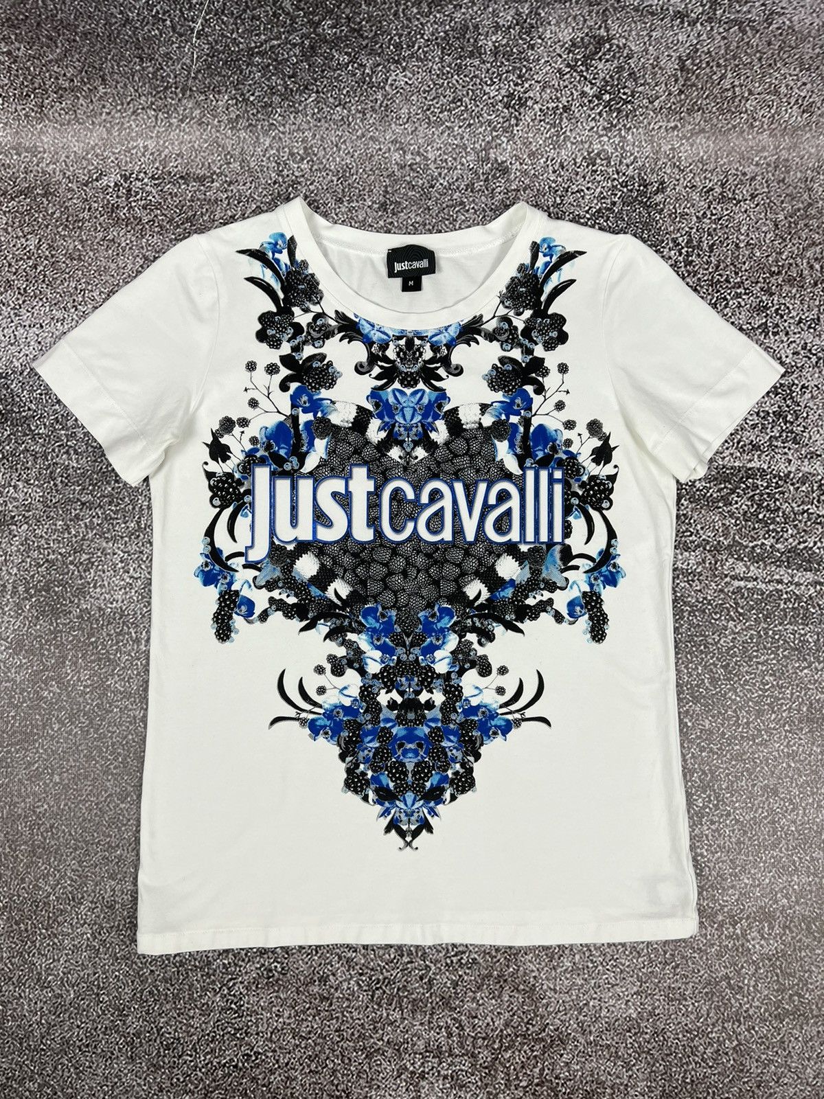 Designer × Just Cavalli Just Cavalli women’s t-shirt big logo M ornaments y2k floral Size M / US 6-8 / IT 42-44 - 1 Thumbnail