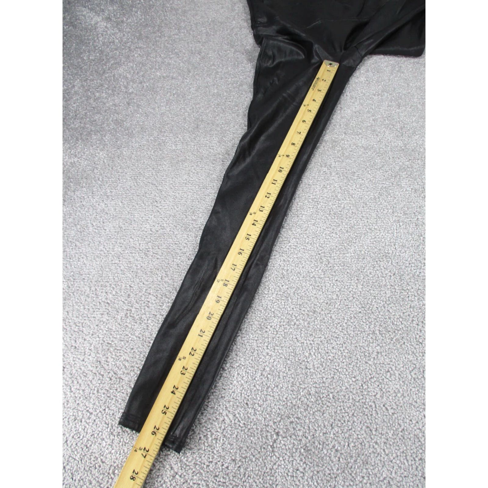Spanx Spanx Leggings Womens Small Black Faux Leather Ankle Shiny Yoga Dance Travel Casual Size 28" / US 6 / IT 42 - 3 Thumbnail