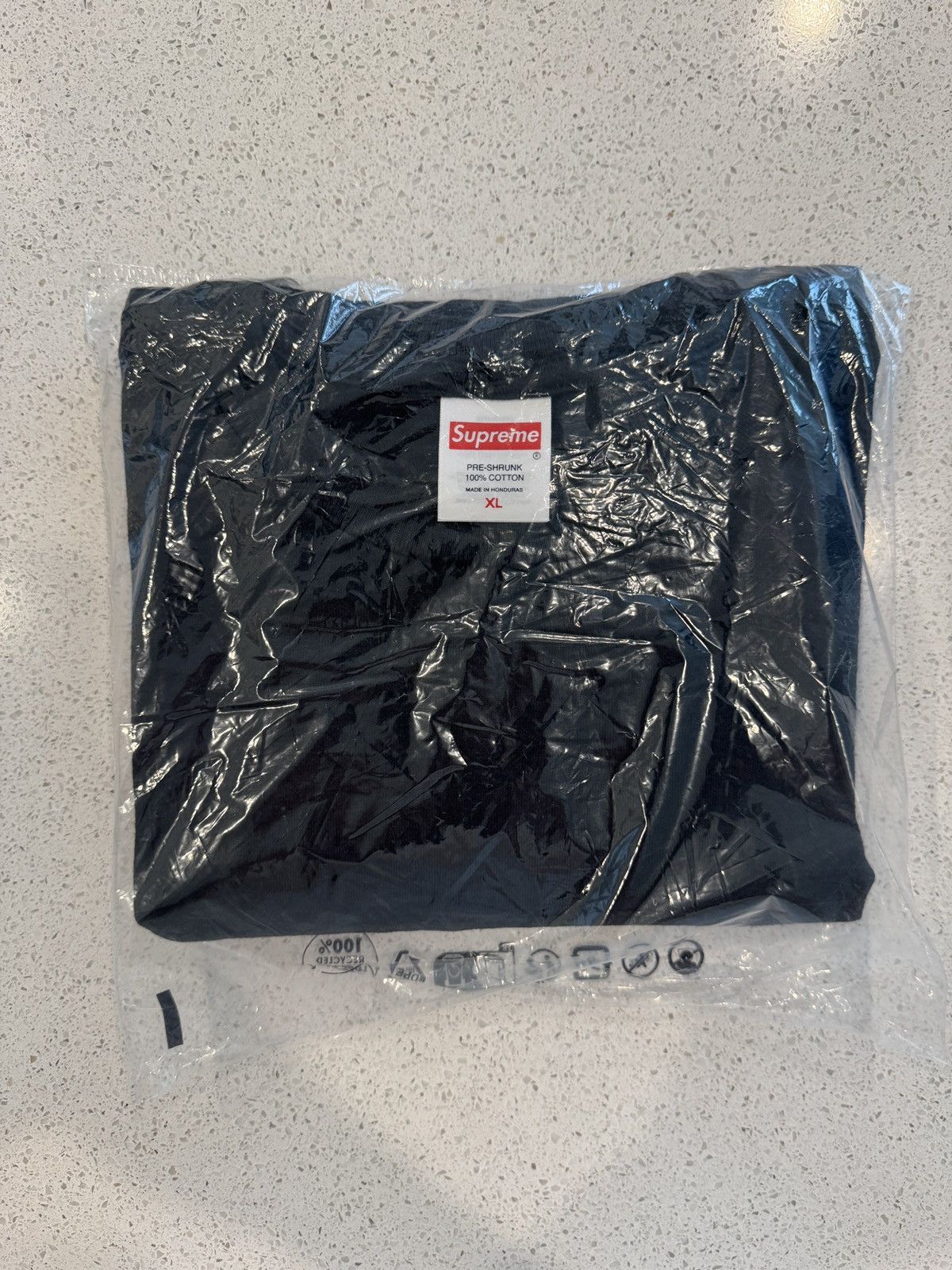 Supreme Supreme Arabic Logo Tee Black Size XL Size US XL / EU 56 / 4 - 2 Thumbnail