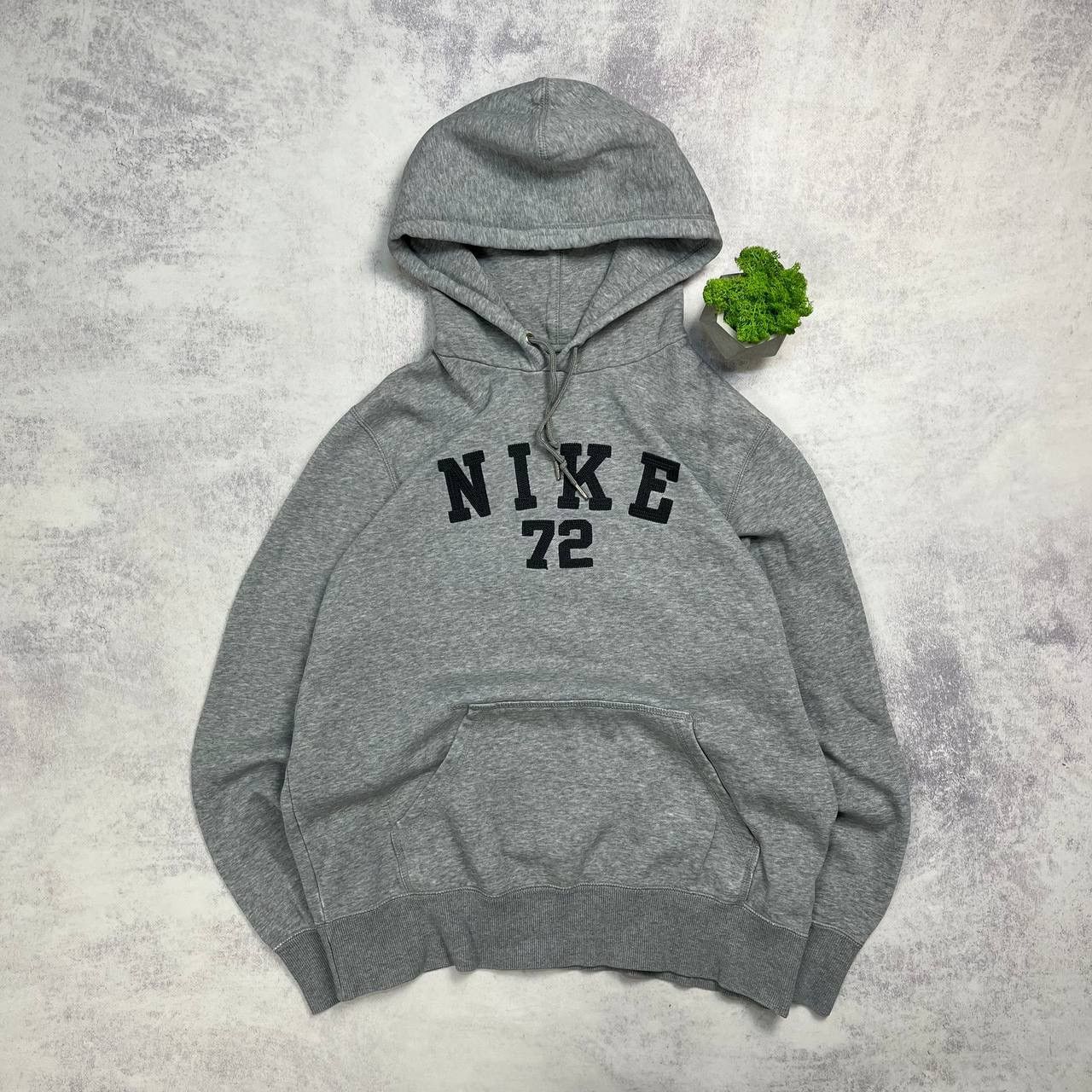 Nike × Vintage Vintage Nike 72 Logo Basic Hoodie Grey Y2K Size US M / EU 48-50 / 2 - 1 Thumbnail