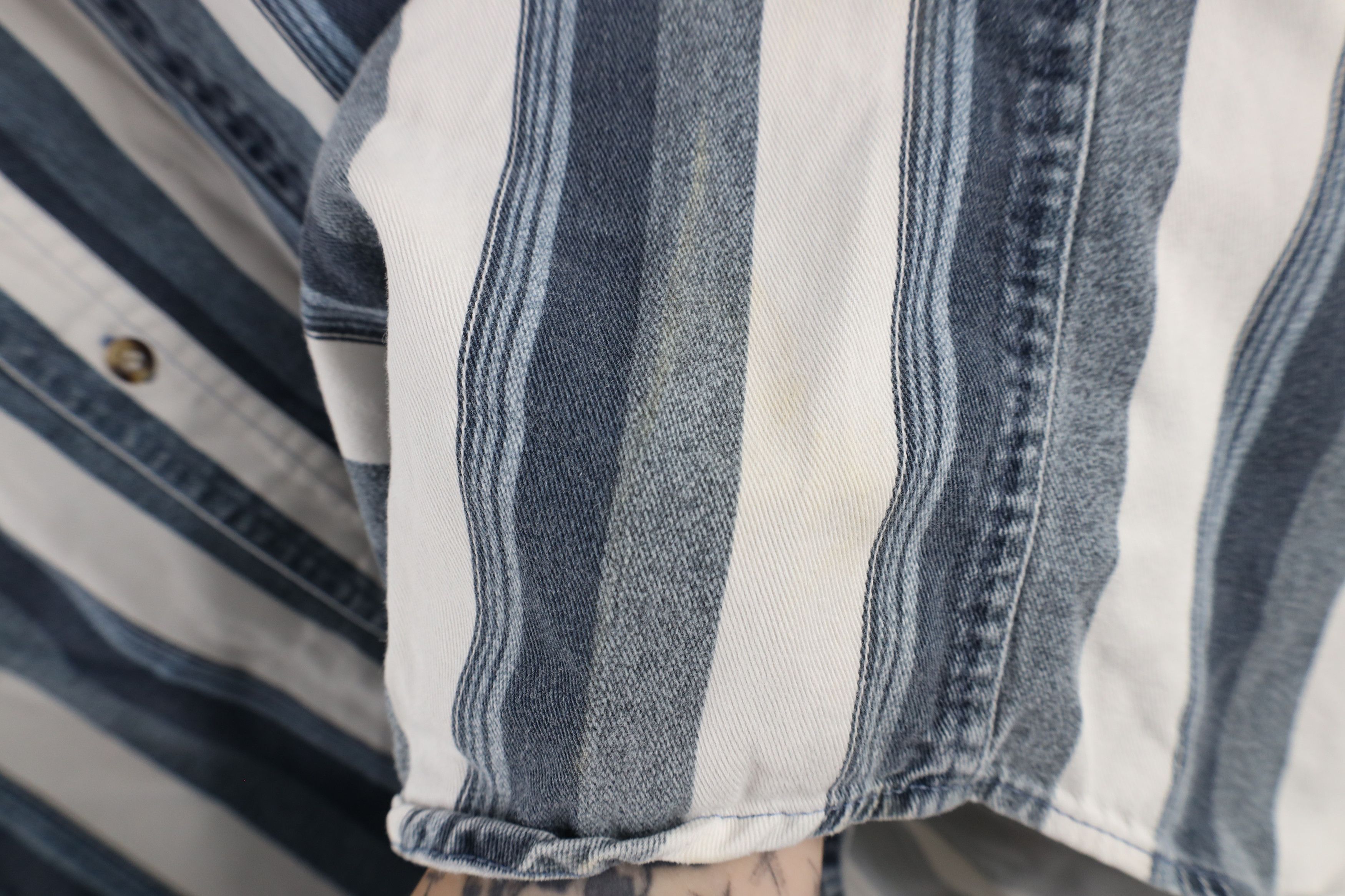 Vintage Vintage 90s Streetwear Short Sleeve Button Down Shirt Size US XXL / EU 58 / 5 - 6 Thumbnail