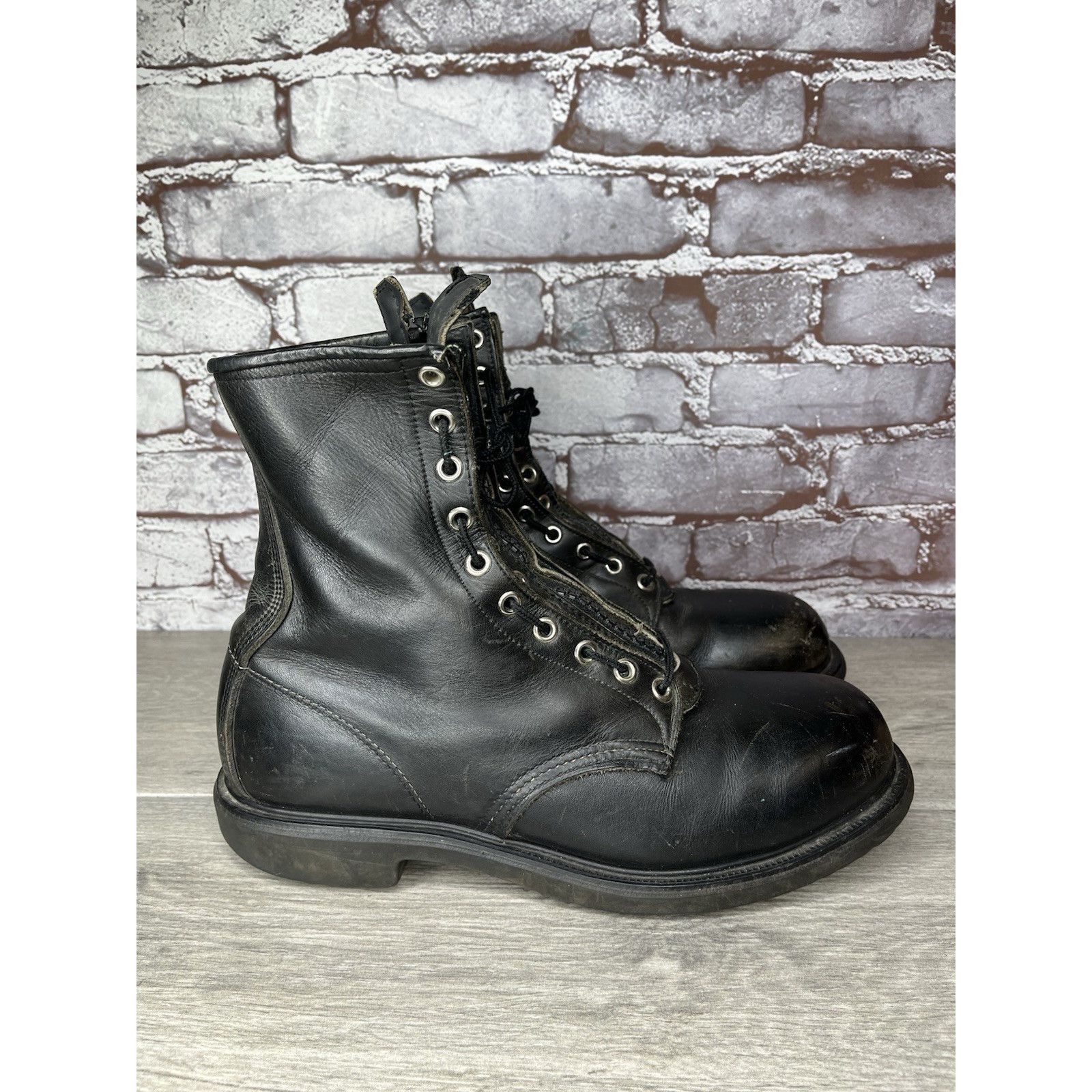 Red Wing RED WING 4473 Vintage USA BLACK LEATHER ENGINEER MILITARY BO Size US 8 / EU 41 - 16 Thumbnail