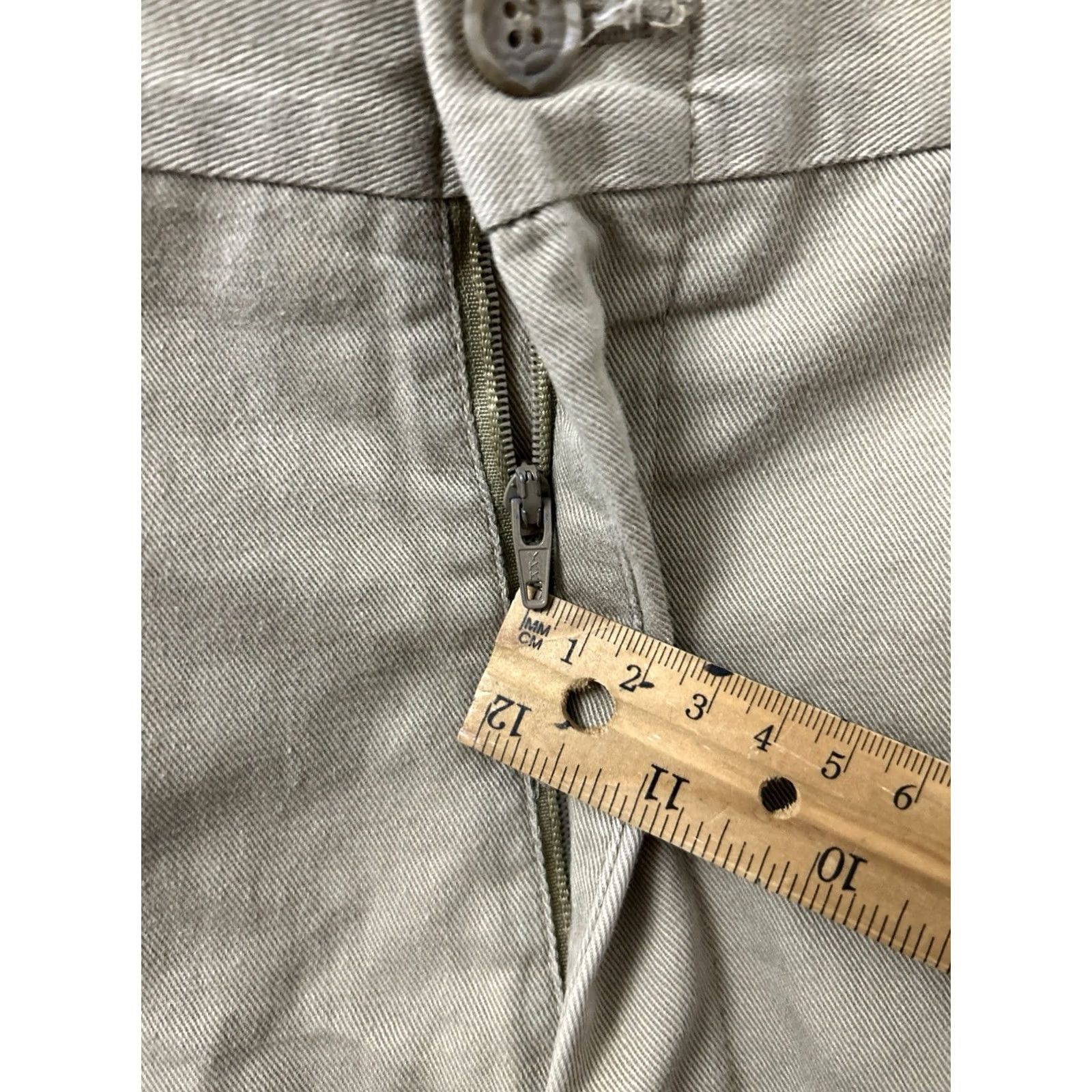 Vintage VINTAGE LL Bean Chino Pants Mens 36x31 Tan Beige Cotton Pleated Straight Leg Trousers Pants Mens Regular 36 White? Size US 36 / EU 52 - 5 Thumbnail