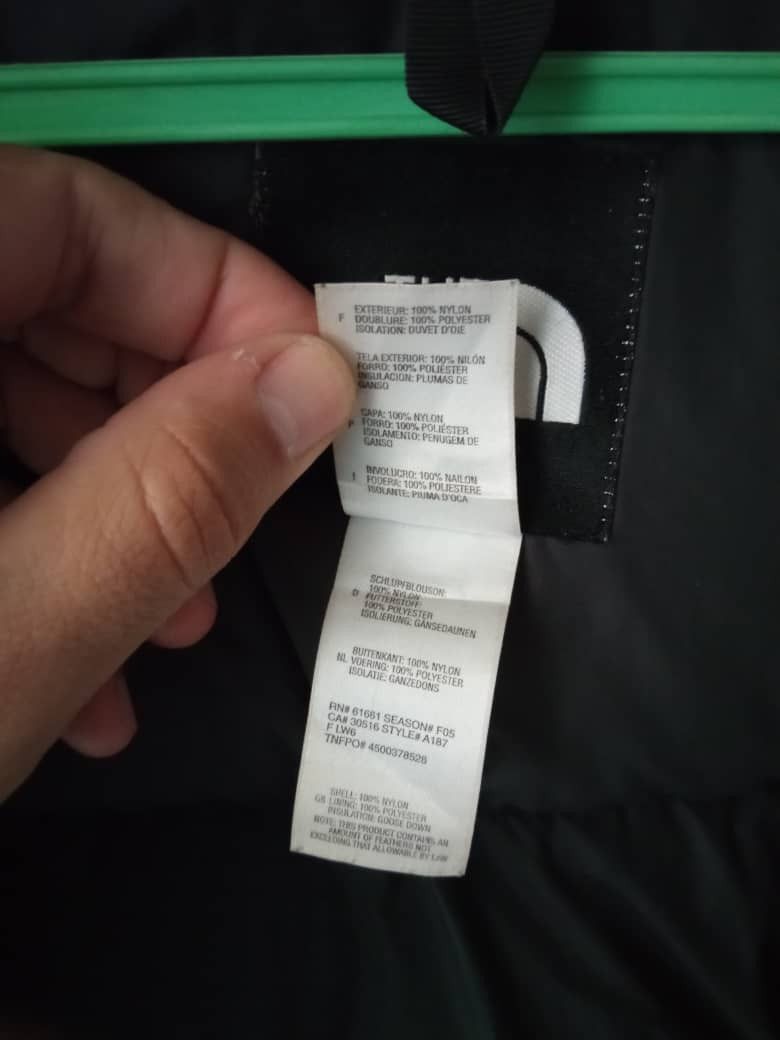 The North Face Vintage The North Face 700 Puffer Jacket Nuptse 00s Size US M / EU 48-50 / 2 - 6 Thumbnail