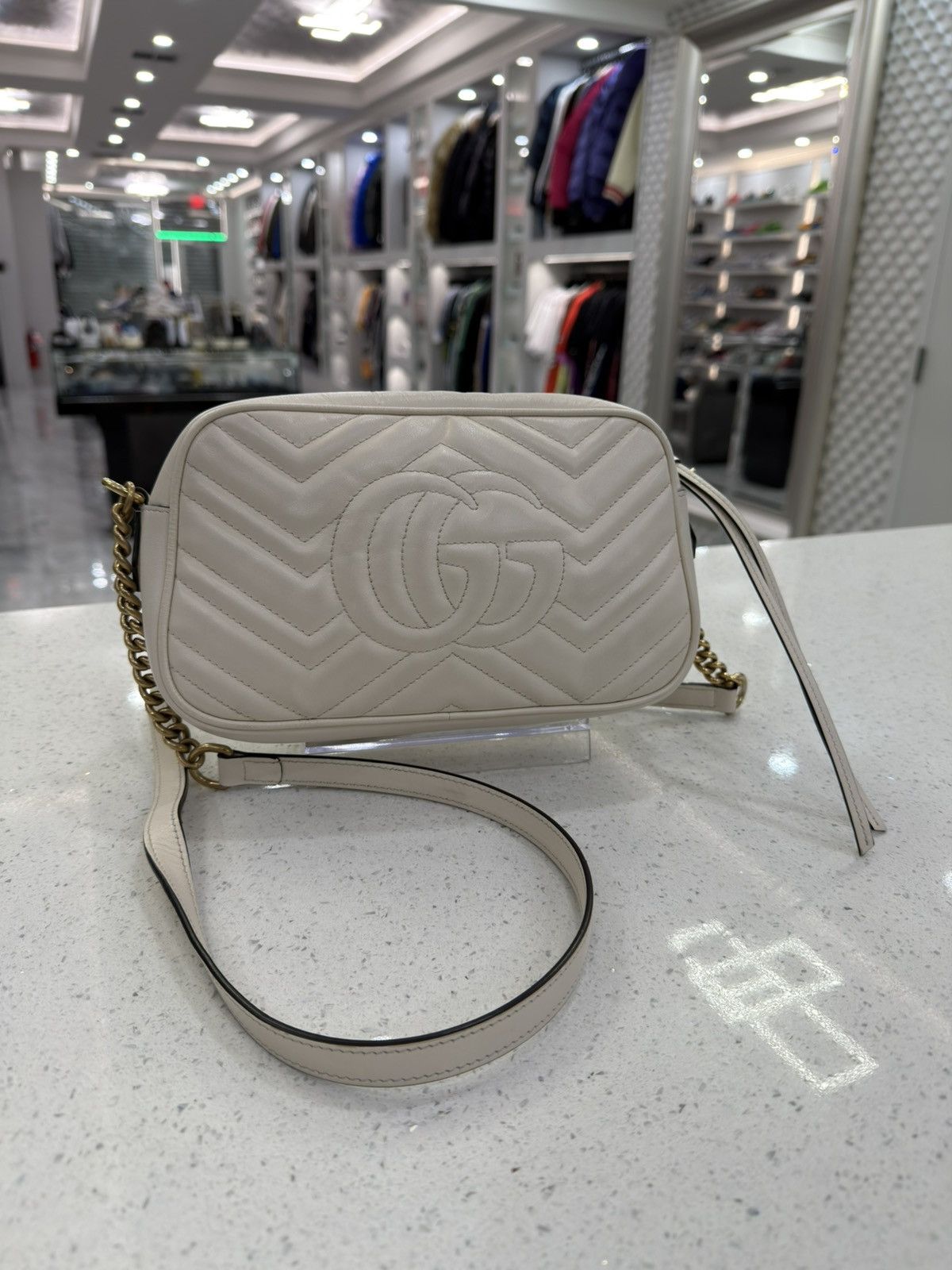 Gucci Gucci Marmont Small Camera Bag Shoulder Size ONE SIZE - 4 Thumbnail