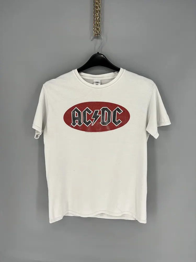 Vintage Vintage T Shirt Ac/Dc Tee Big Logo Band Rock Tee 2015 Size US M / EU 48-50 / 2 - 1 Thumbnail
