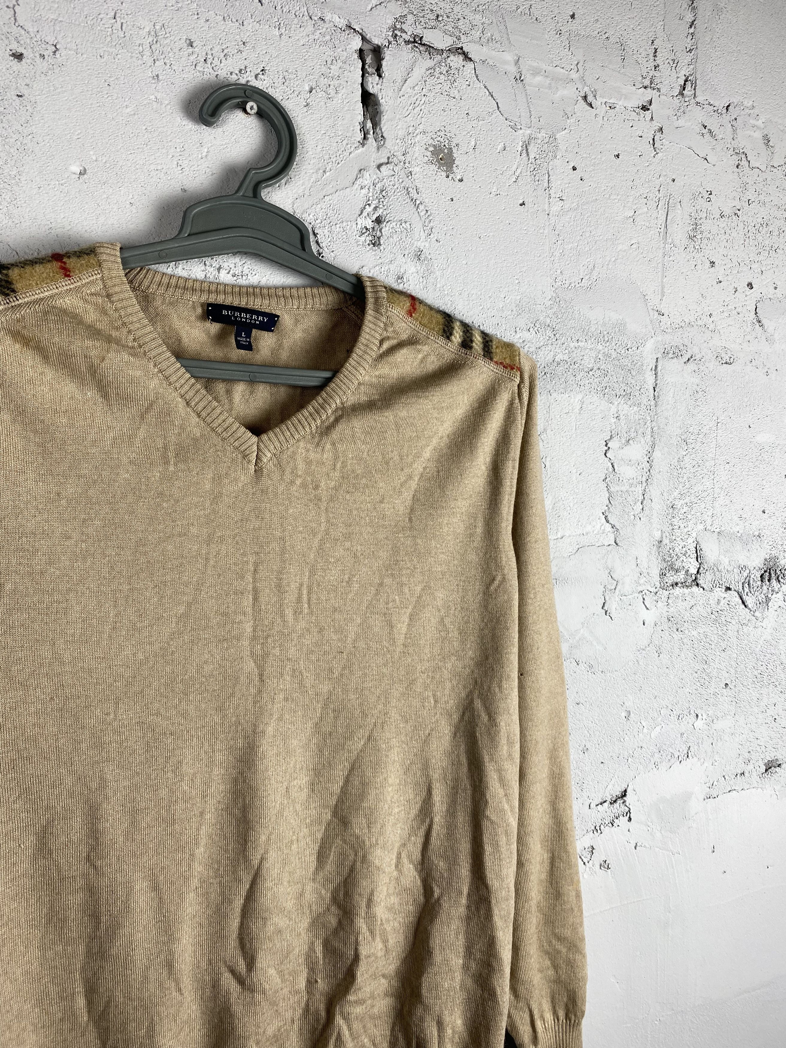Burberry Burberry Wool Sweater V Neck Made in Italy Nova Check Size US L / EU 52-54 / 3 - 2 Thumbnail