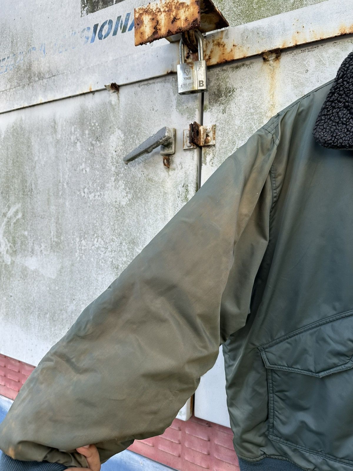 Vintage 🪖Vintage Faded US ARMY MEN’S Flying Bomber Jacket Size US XL / EU 56 / 4 - 12 Thumbnail