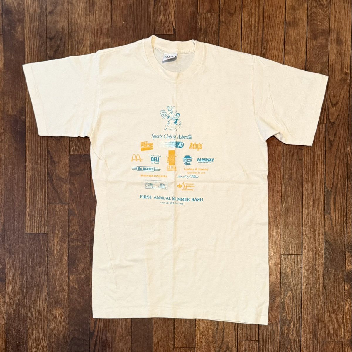 Vintage VTG 1996 First Annual Summer Bash Sports Club Asheville Tee Size US M / EU 48-50 / 2 - 1 Thumbnail