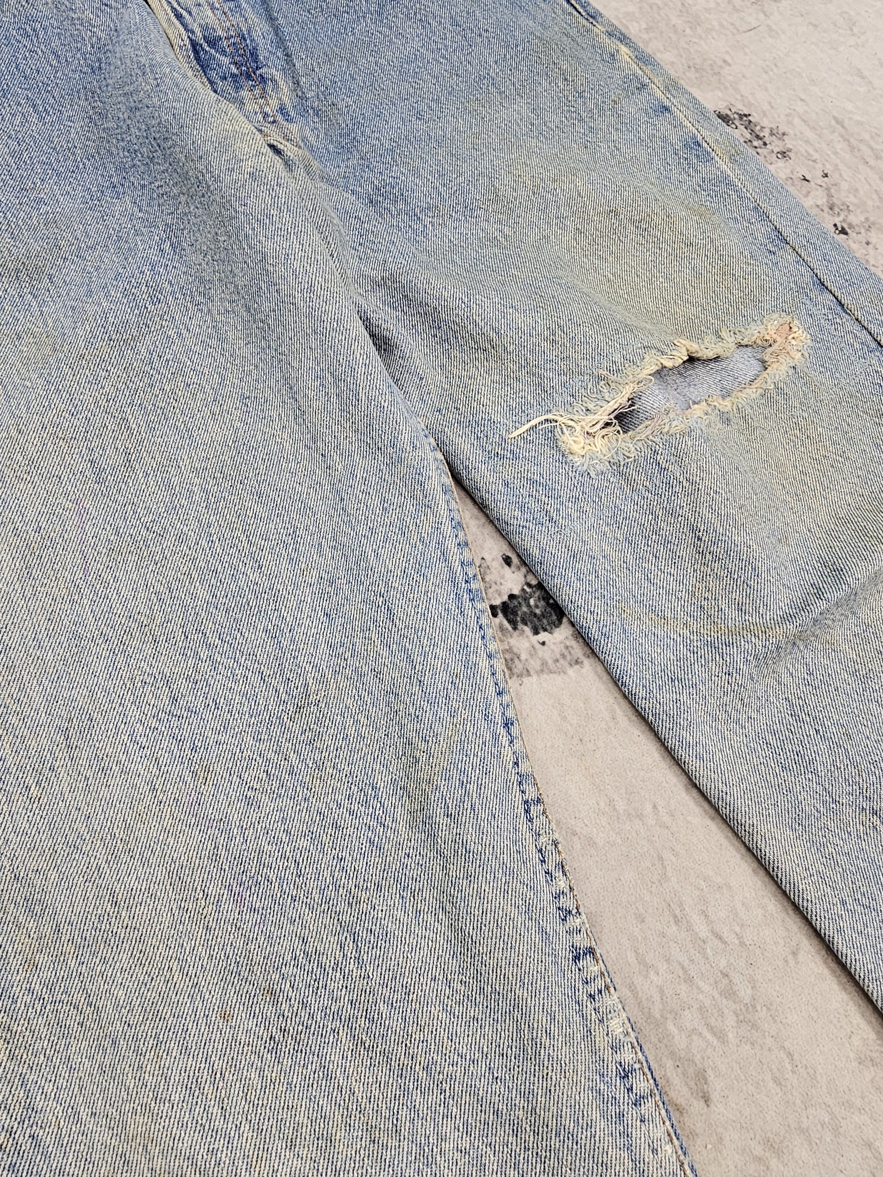 Levi's Vtg 90's LEVIS 501 Light Wash Ripped Size 33X33 Jeans L0414 Size US 33 - 3 Thumbnail