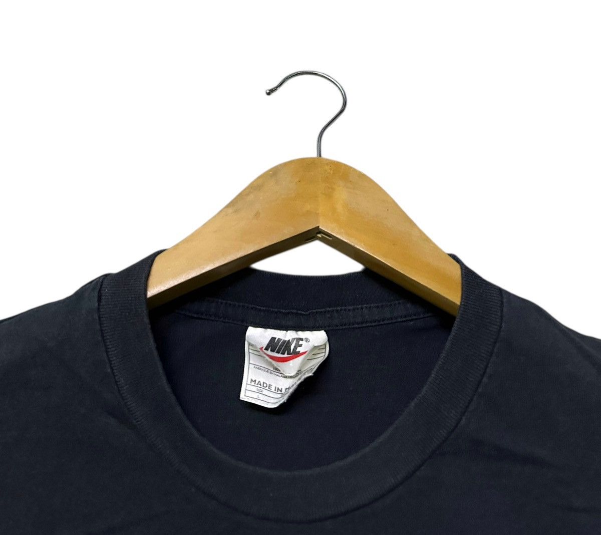 Nike Vintage 90s Nike swoosh black tee Size US L / EU 52-54 / 3 - 3 Thumbnail