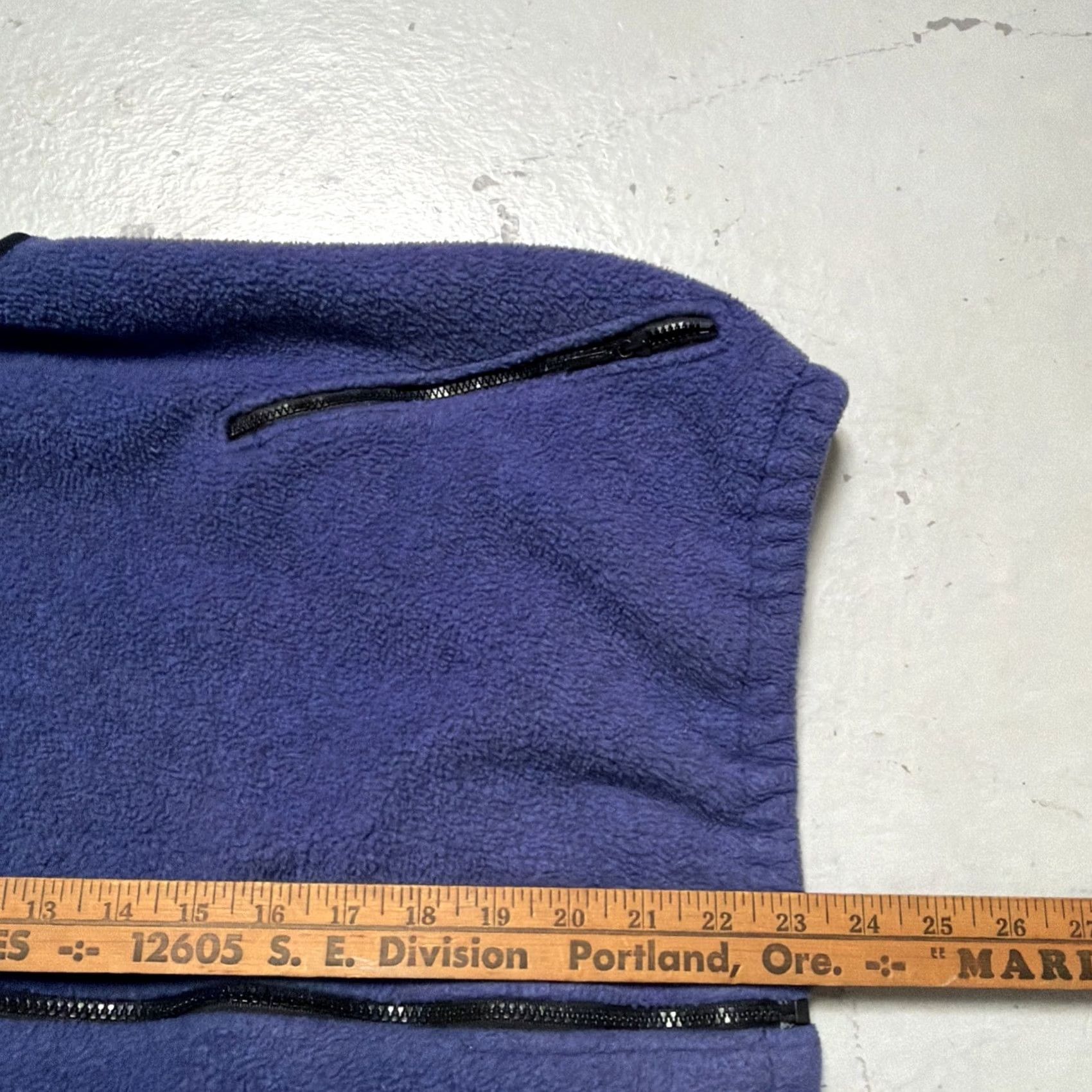 Montbell VINTAGE Montbell Vest XL Fleece Full Zip Outdoor Japan USA Made 90s 80s Camp Hiking Gorp Ski Unisex Adults Mens Womens Size US XL / EU 56 / 4 - 6 Thumbnail