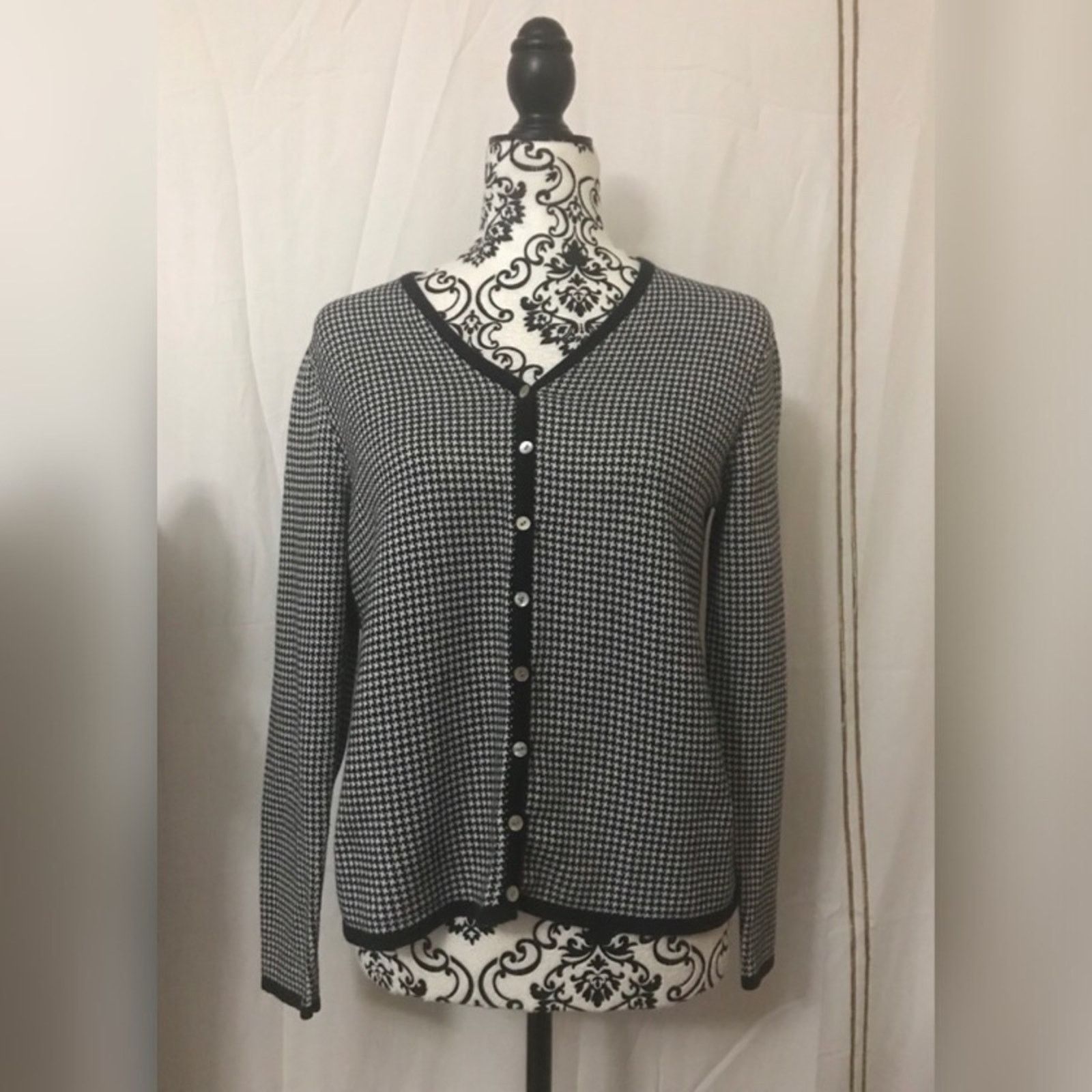 Other Petite Sophisticate Career Cardigan Sweater Size L / US 10 / IT 46 - 2 Thumbnail