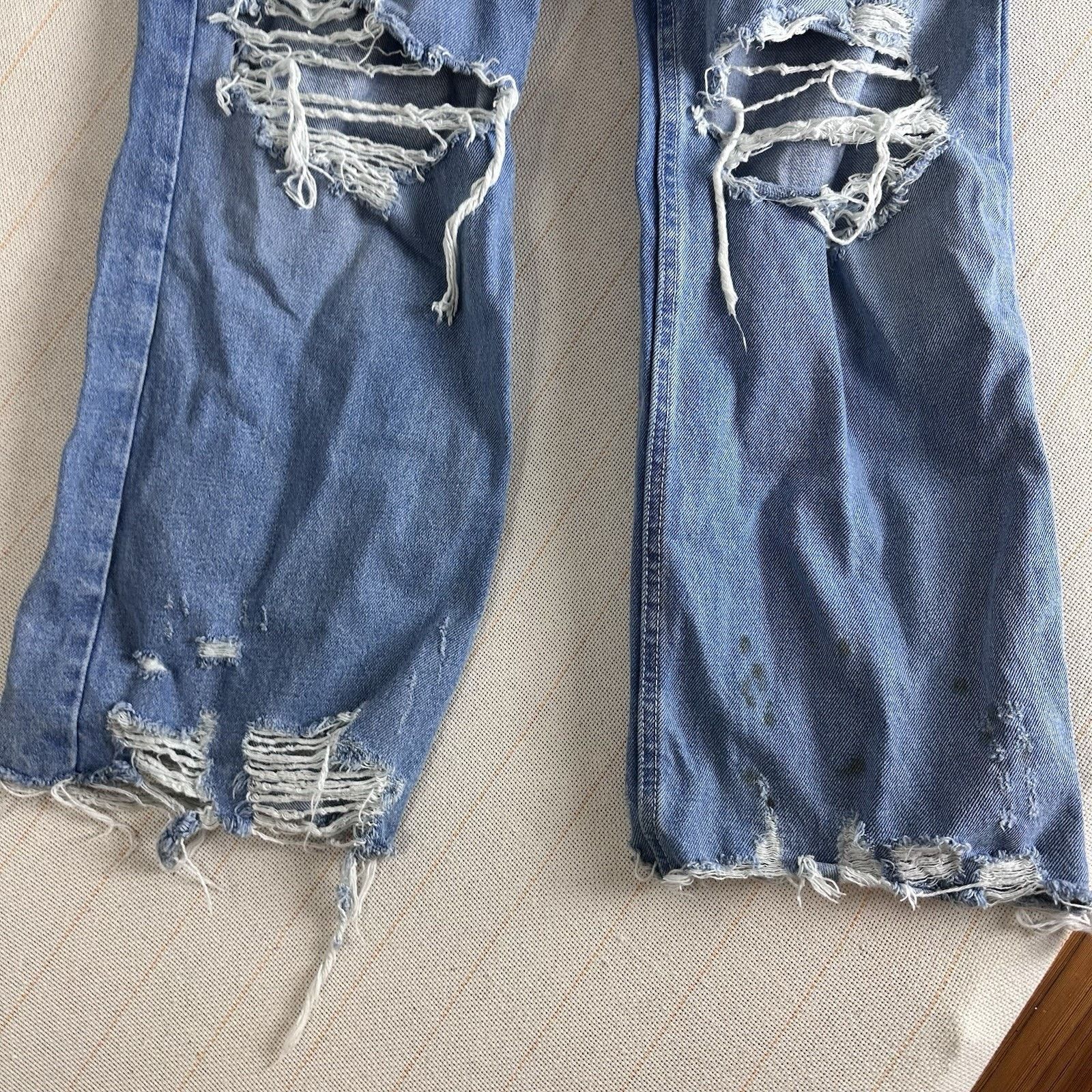Bdg BDG Urban Outfitters Jeans Baggy Fit Destroyed Ripped Light Size 29" - 3 Thumbnail