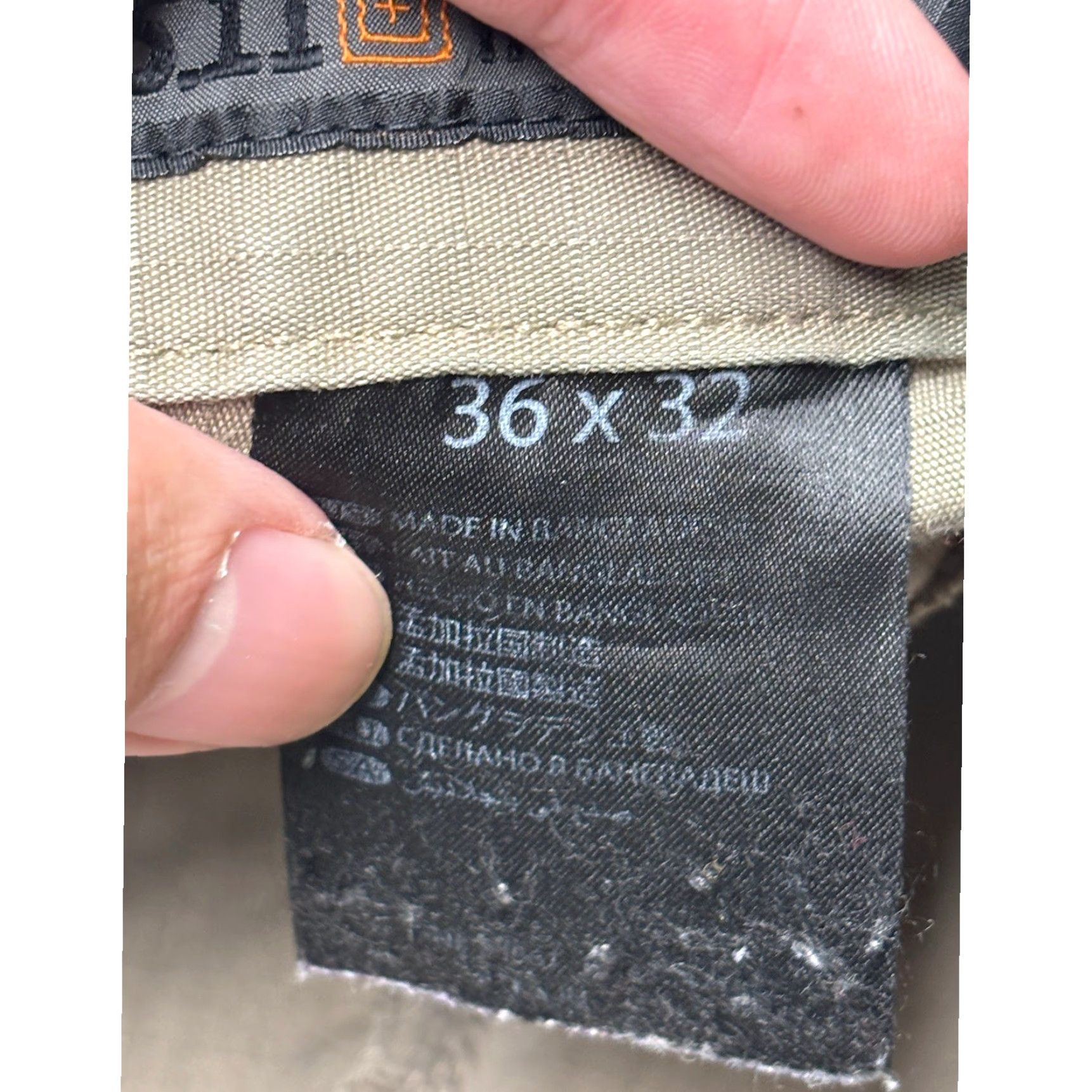 Vintage VINTAGE: No 5.11 Tactical MEN'S CARGO PANT Cargo Pants Beige 36x32 Regular Pockets Adjustable Waist Zipper Button Logo Canvas Workwear Outdoor Size US 36 / EU 52 - 7 Thumbnail