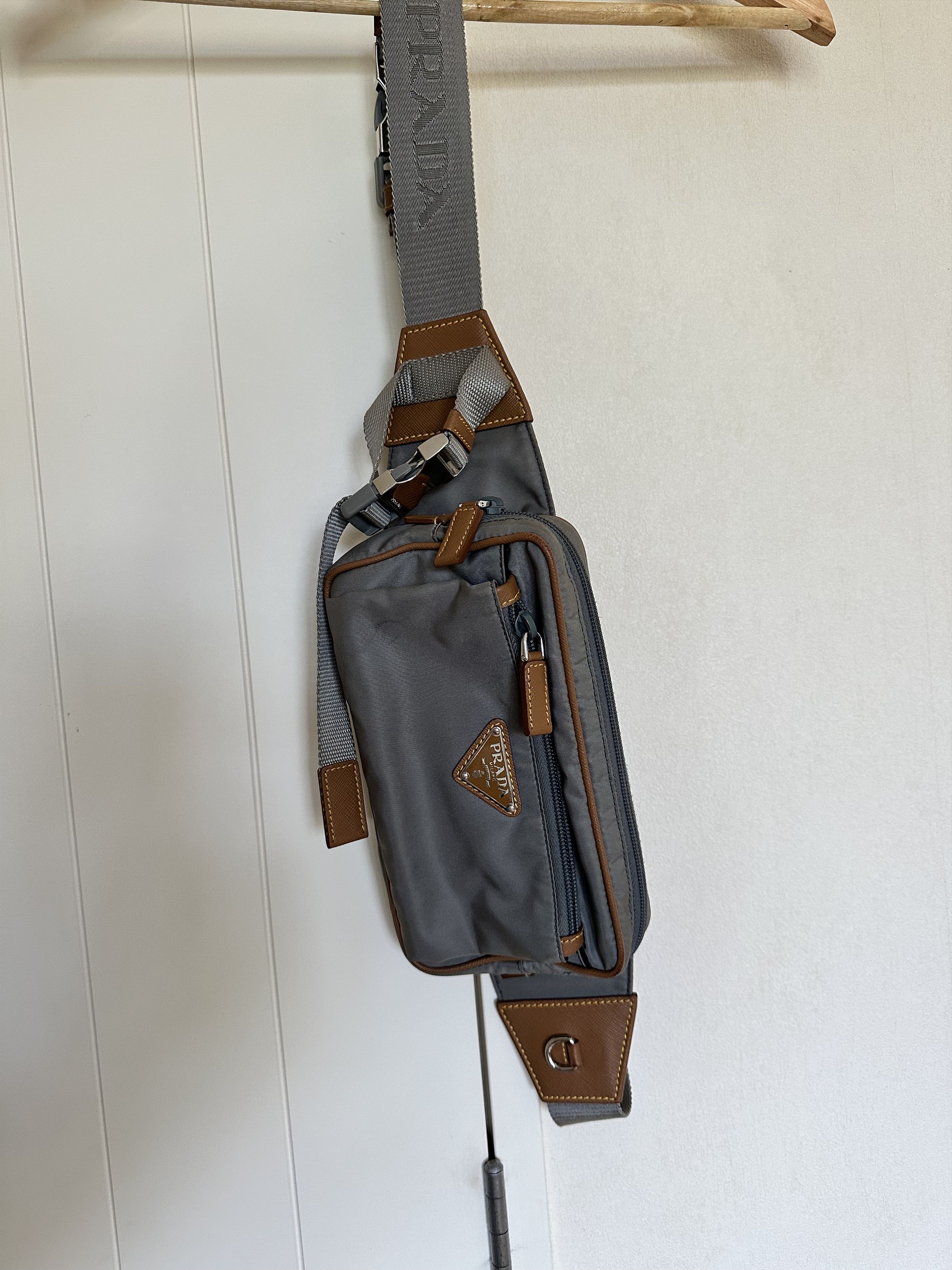 Prada Prada Grey Nylon & Leather Belt Bag Size ONE SIZE - 5 Thumbnail