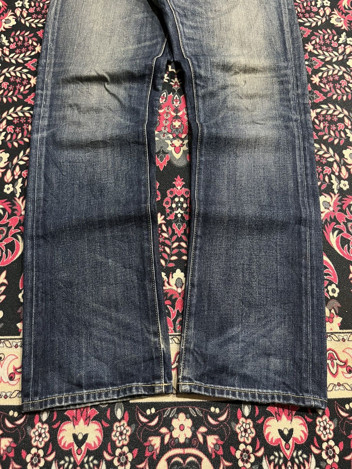 Uniqlo Vintage Uniqlo Dark Blue Washed Straight Leg Jeans Size US 32 / EU 48 - 9 Thumbnail