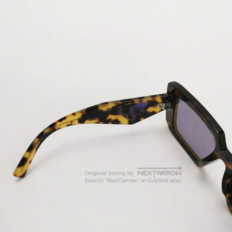 Prada Prada Full Frame Triangle Logo Sunglasses. Size ONE SIZE - 3 Thumbnail