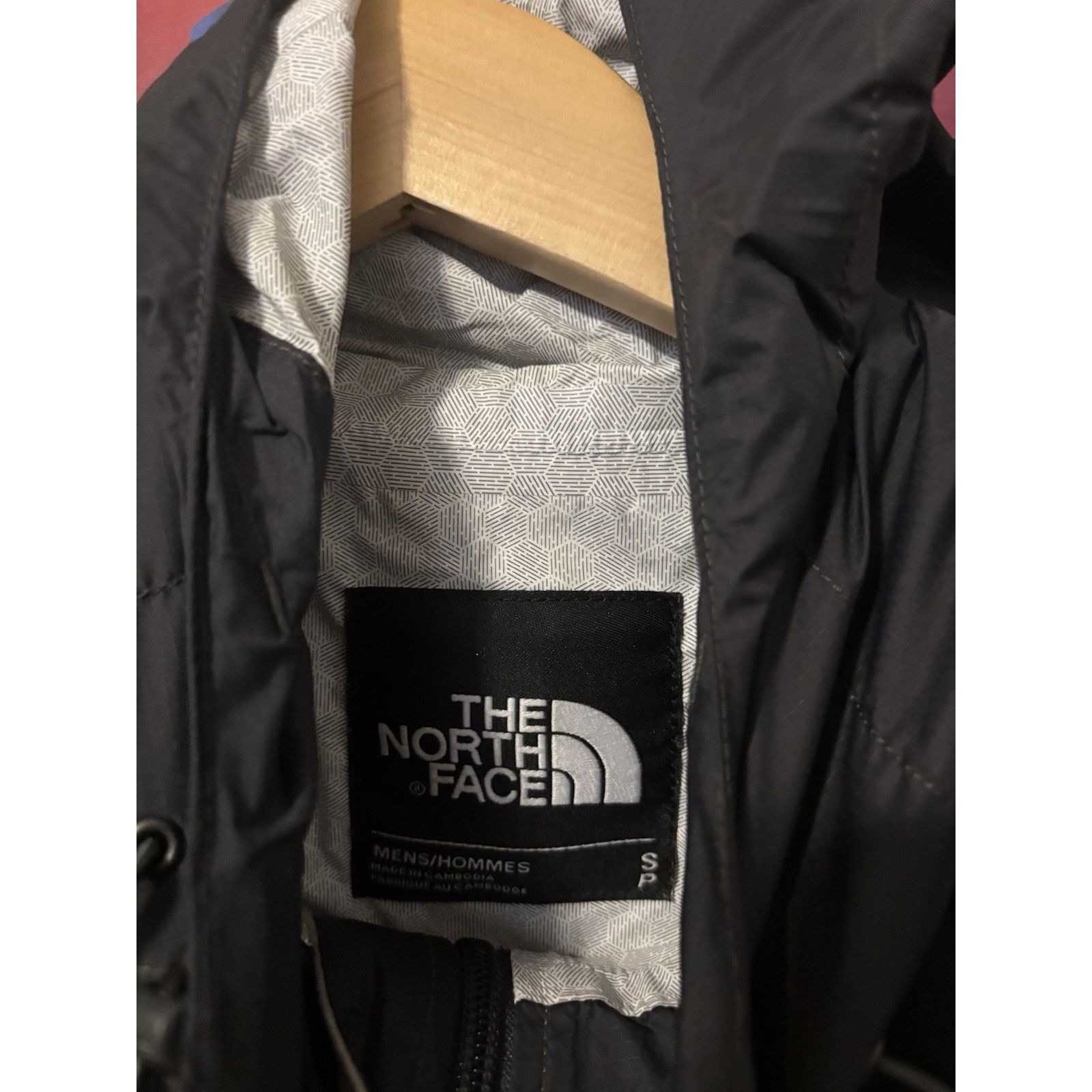 The North Face the north face windbreaker black gold Small Men’s Light Size US S / EU 44-46 / 1 - 3 Thumbnail