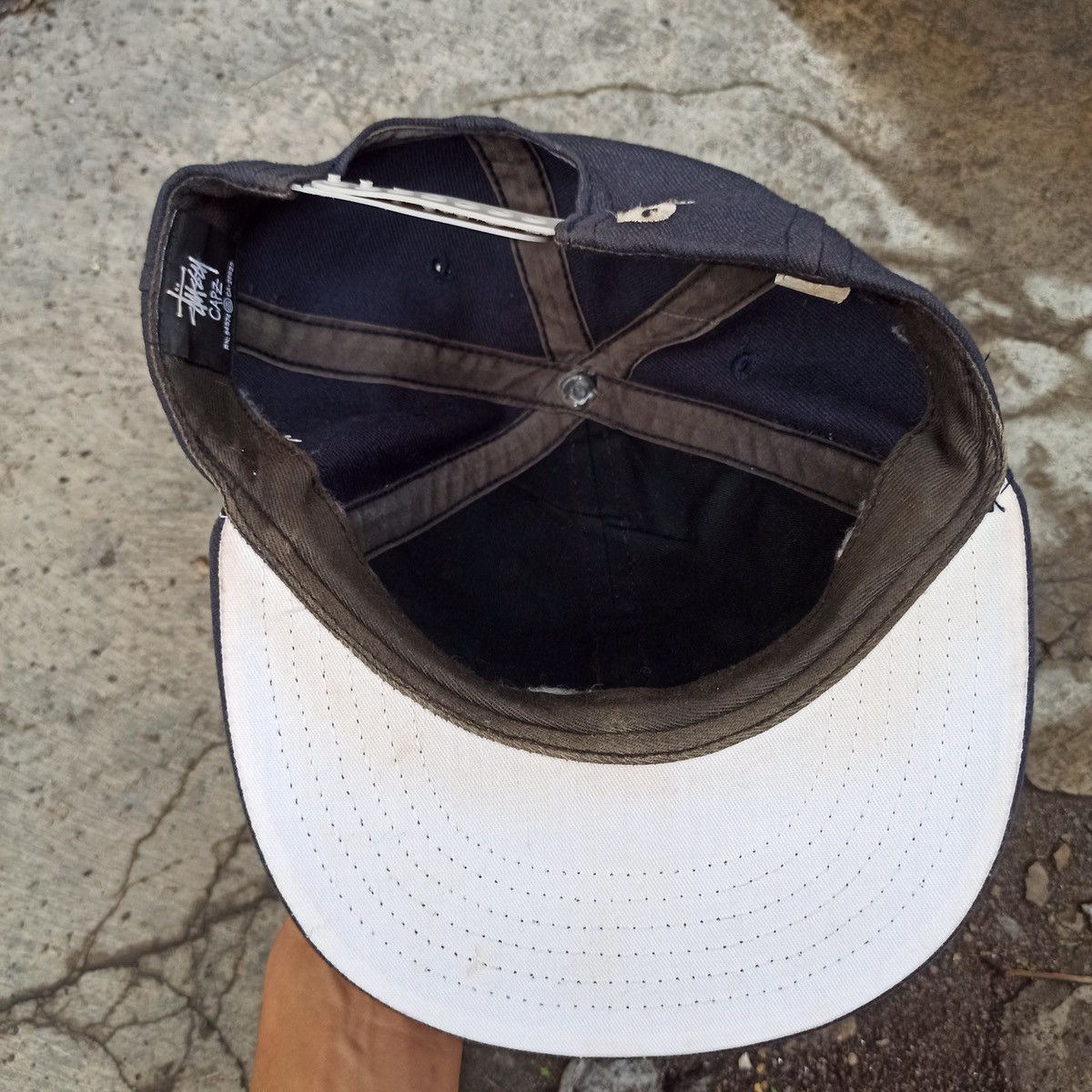 Quintin Co. × Stussy 🔥🔥 Rare. Stussy x Quintin Co. “Play record” Snapback Size ONE SIZE - 18 Thumbnail