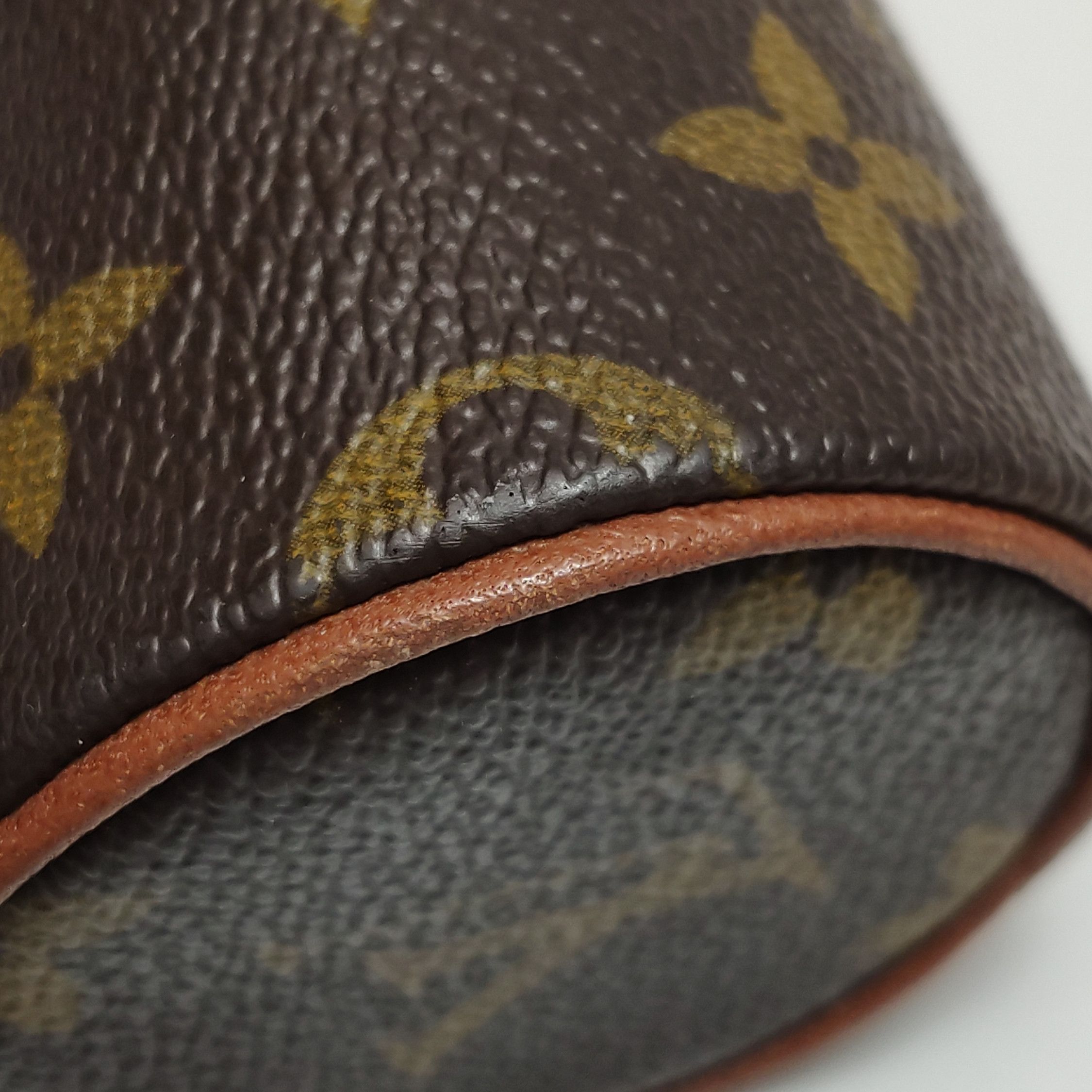 Louis Vuitton Louis Vuitton (LV) Papillon Mini Cowhide Monogram Printed D Size ONE SIZE - 8 Thumbnail