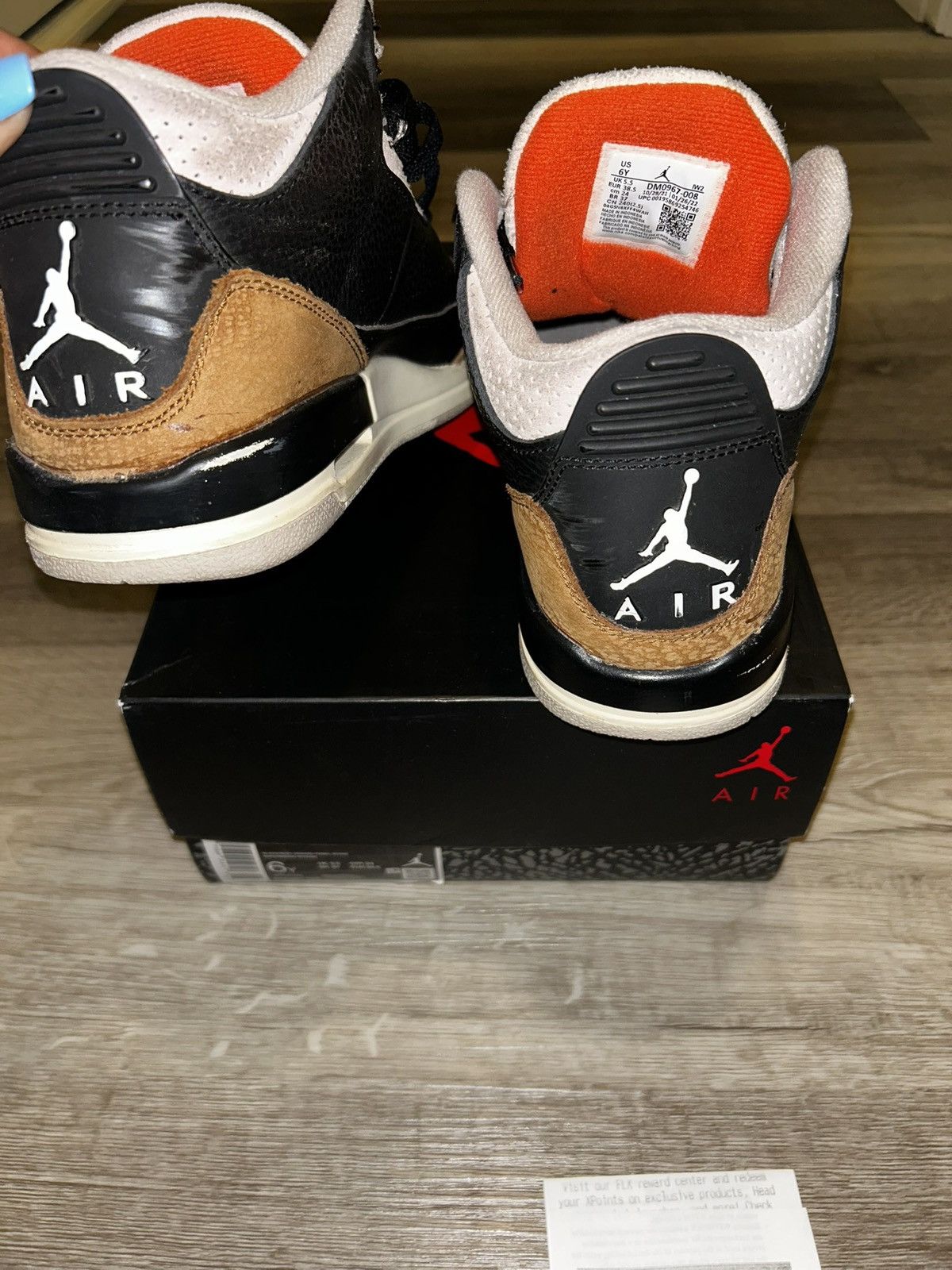 Jordan Brand Jordan Retro 3 Size US 6 / EU 39 - 2 Thumbnail
