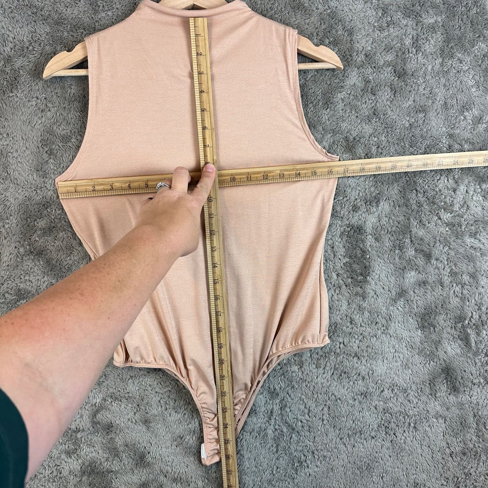 Other Mikey & Joey Mock Neck Bodysuit L Large Nude Beige Size L / US 10 / IT 46 - 9 Thumbnail