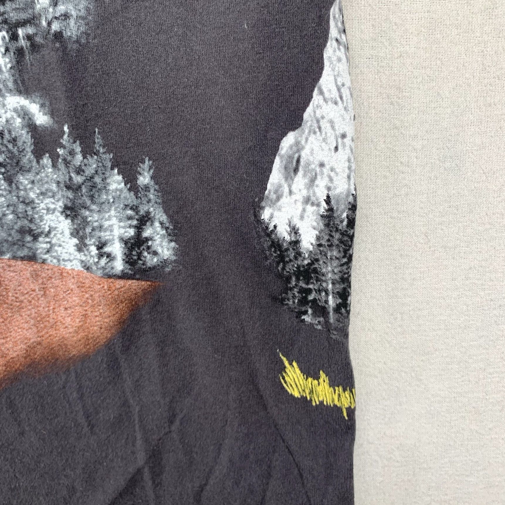 Vintage VINTAGE Trau & Loevner Men’s Short Sleeve T-Shirt Animal Print Deer Mountains Nature Gray Large Size US 33 - 3 Thumbnail