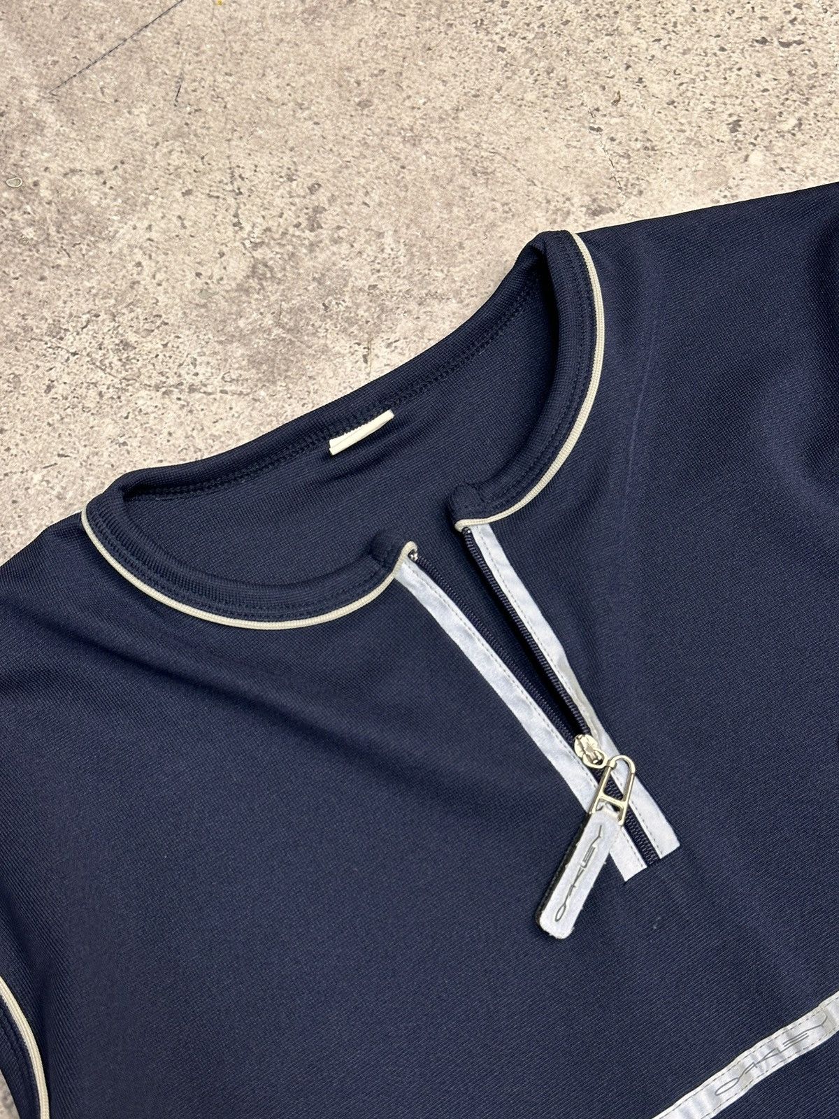 Oakley Oakley tech Y2K half zip tee rare futuristic style Size US S / EU 44-46 / 1 - 5 Thumbnail