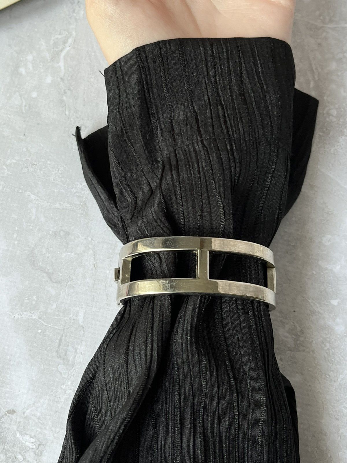 Japanese Brand × Jewelry × Vintage Qmax Quartz Elegant Watch with Metal Bracelet Size ONE SIZE - 9 Thumbnail