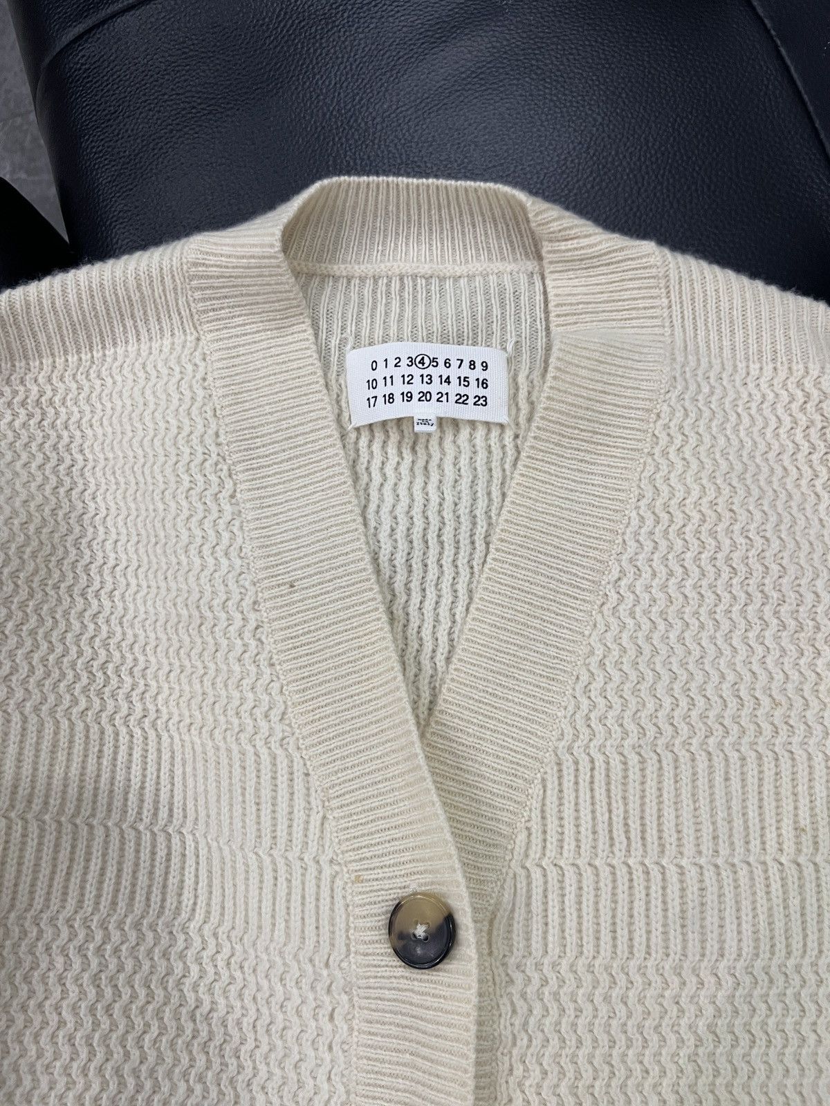 Maison Margiela Maison Margiela SS15 Line 4 Button Knit Cardigan Size US S / EU 44-46 / 1 - 4 Thumbnail