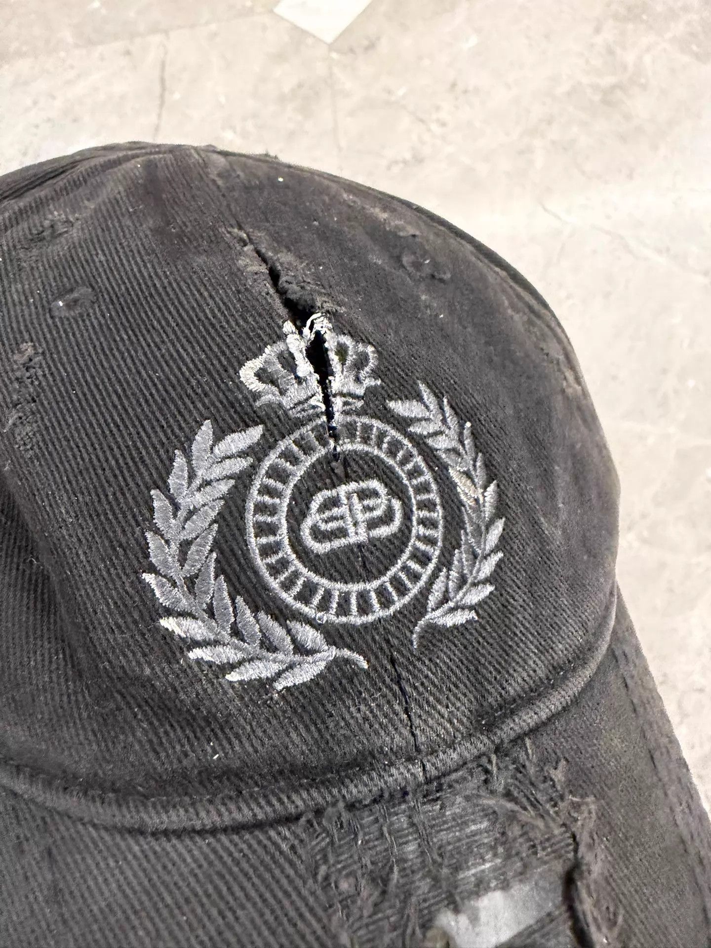 Balenciaga Balenciaga Distressed Wheat Cap Size L Size ONE SIZE - 7 Thumbnail