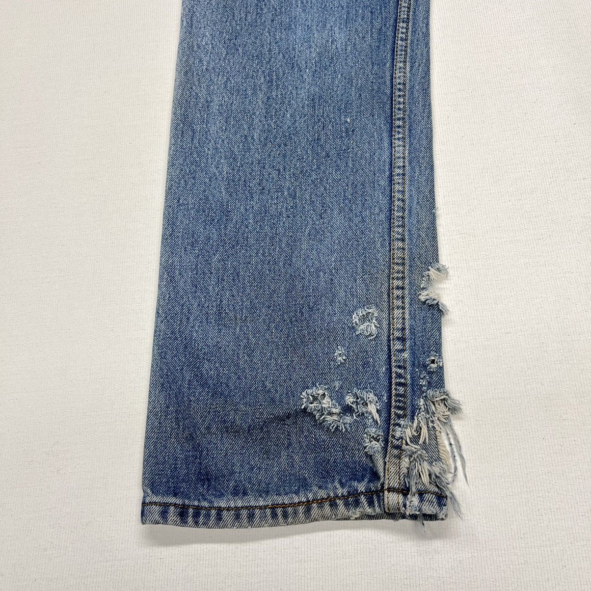 Levi's × Vintage Levis 505 Jeans Blue Straight Regular Fit Distressed Baggy Size US 33 - 16 Thumbnail