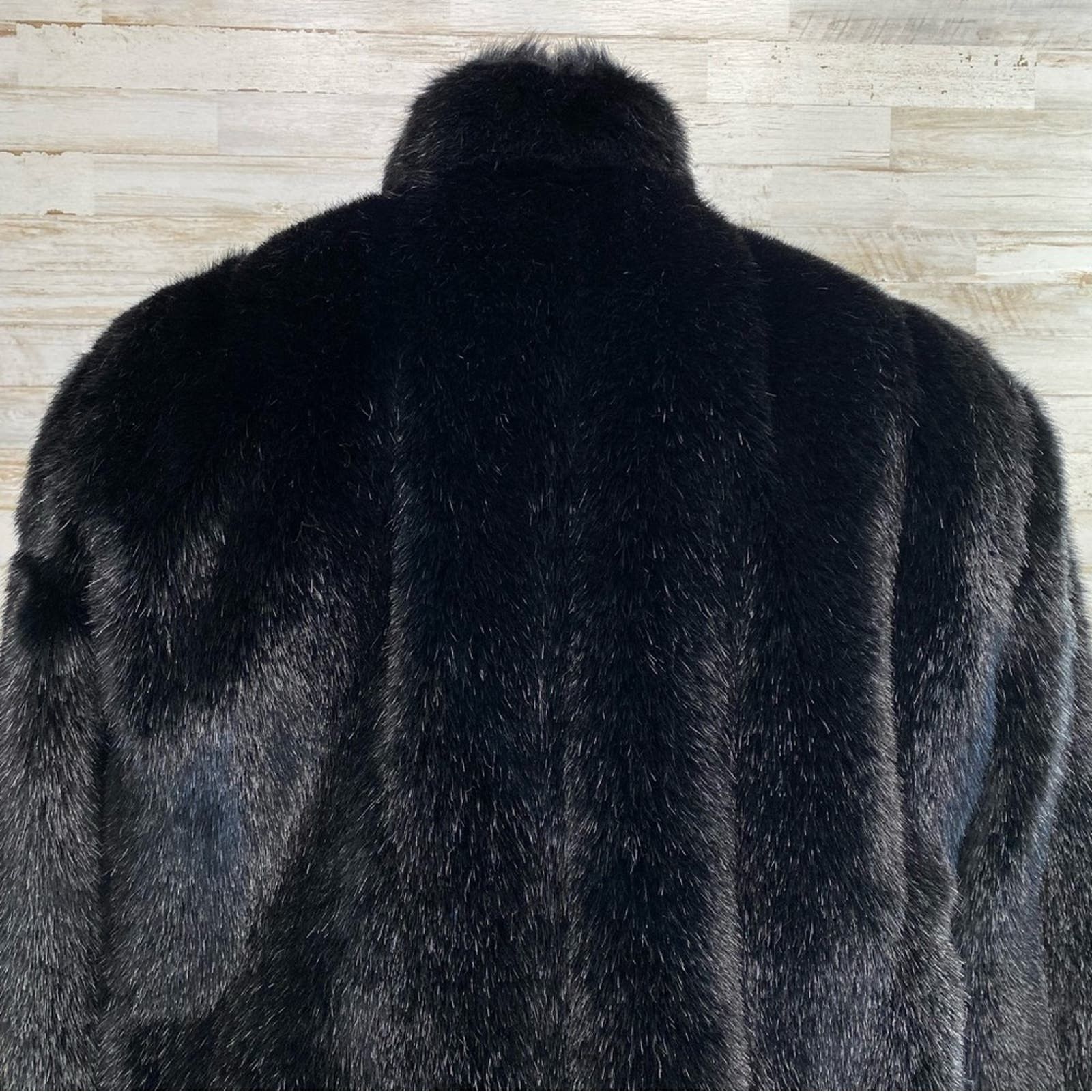 St. John Couture St. John Collection by Marie Gray Faux Fur Jacket Vest XS Size XS / US 0-2 / IT 36-38 - 13 Thumbnail