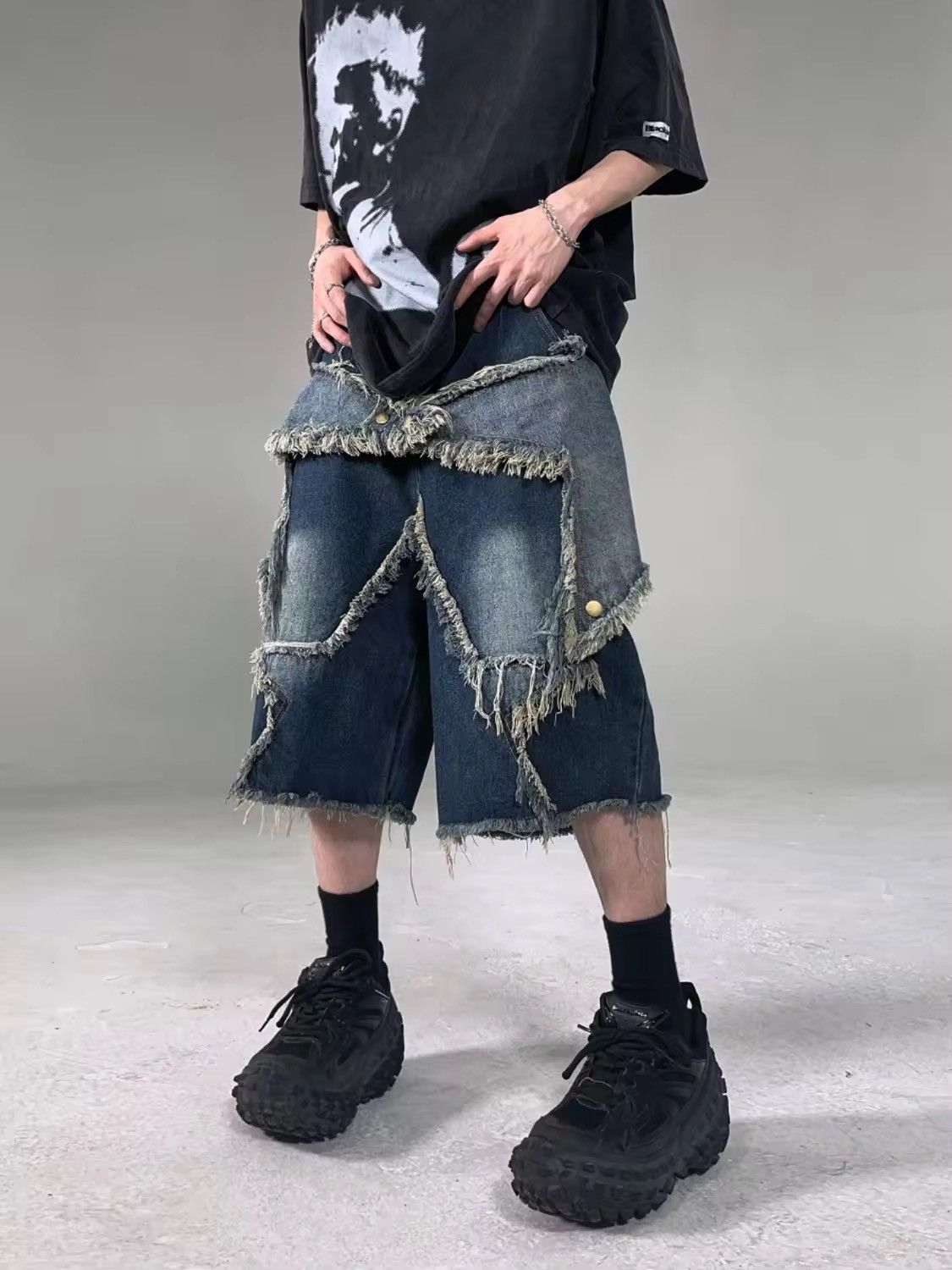 retro star patch tassel denim short