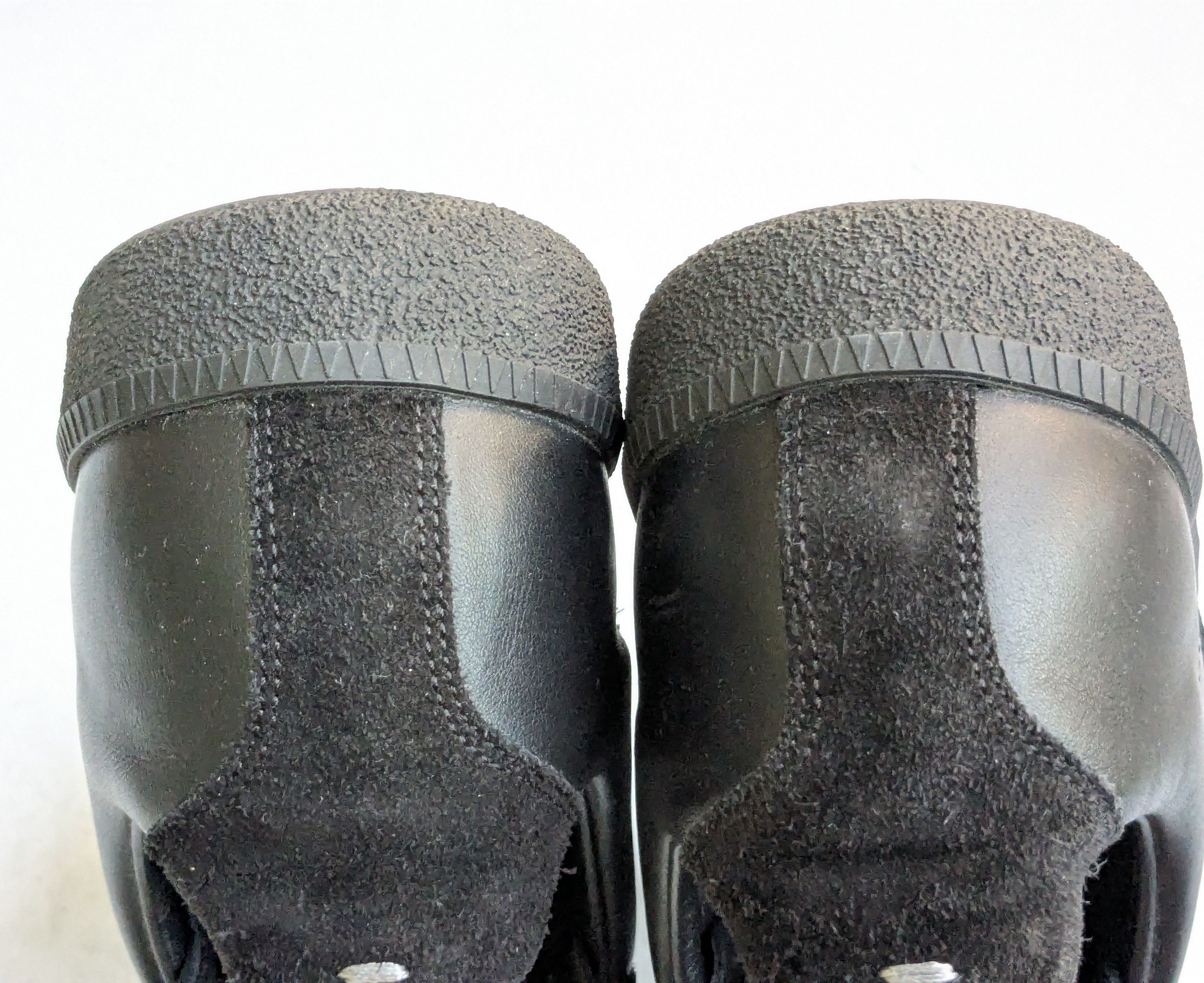 Maison Margiela Maison Margiela GAT Replica Black 10 43 Low Tops Size US 10 / EU 43 - 15 Thumbnail