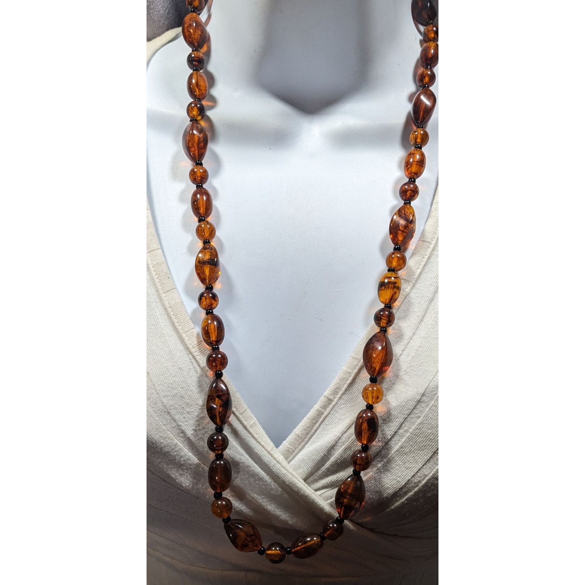 Other Retro Faux Amber Acrylic Beaded Necklace Size ONE SIZE - 2 Thumbnail