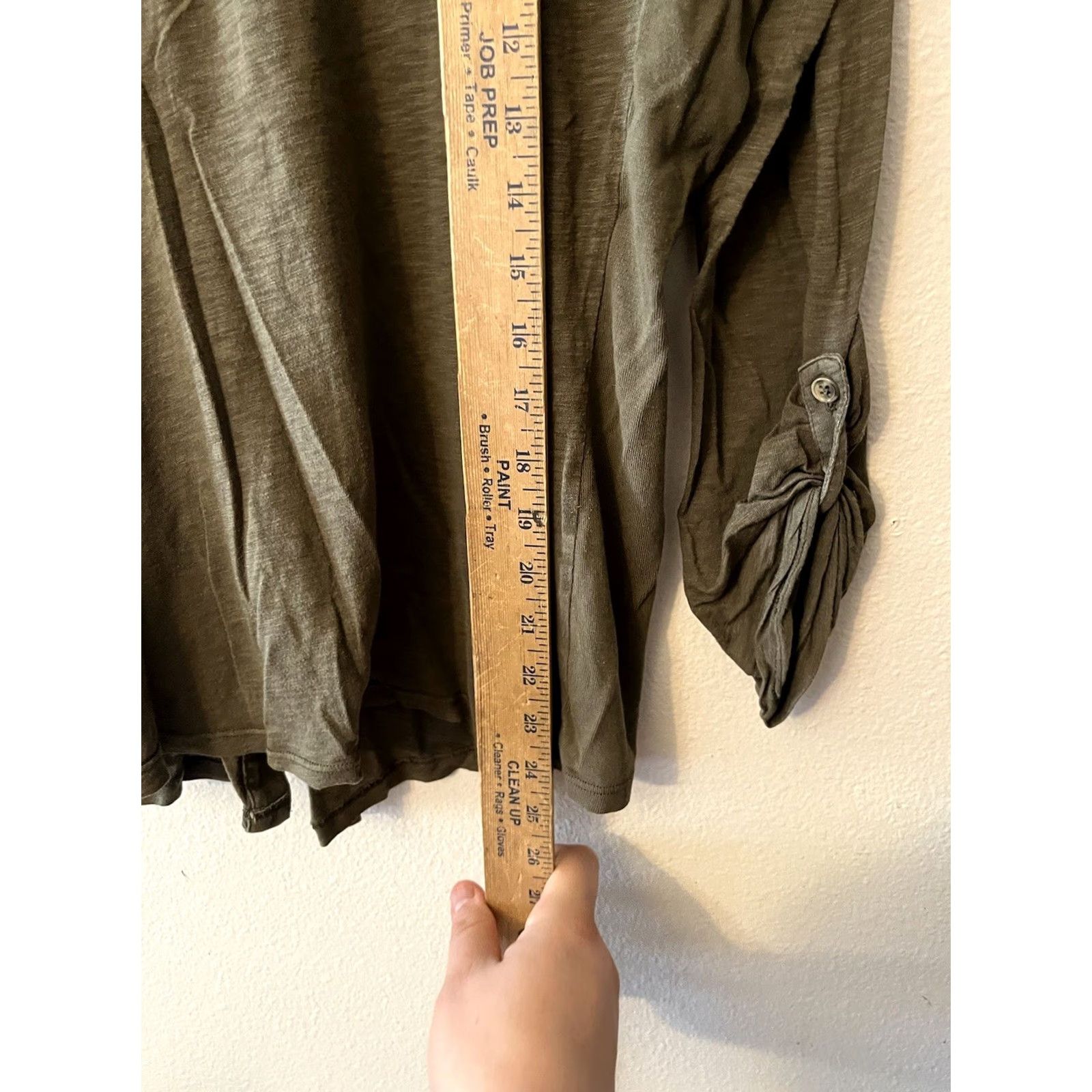 Splendid Splendid Blouse Shirt Solid Green Roll Tab Long Sleeve Button Down Size M Womens Size M / US 6-8 / IT 42-44 - 4 Thumbnail