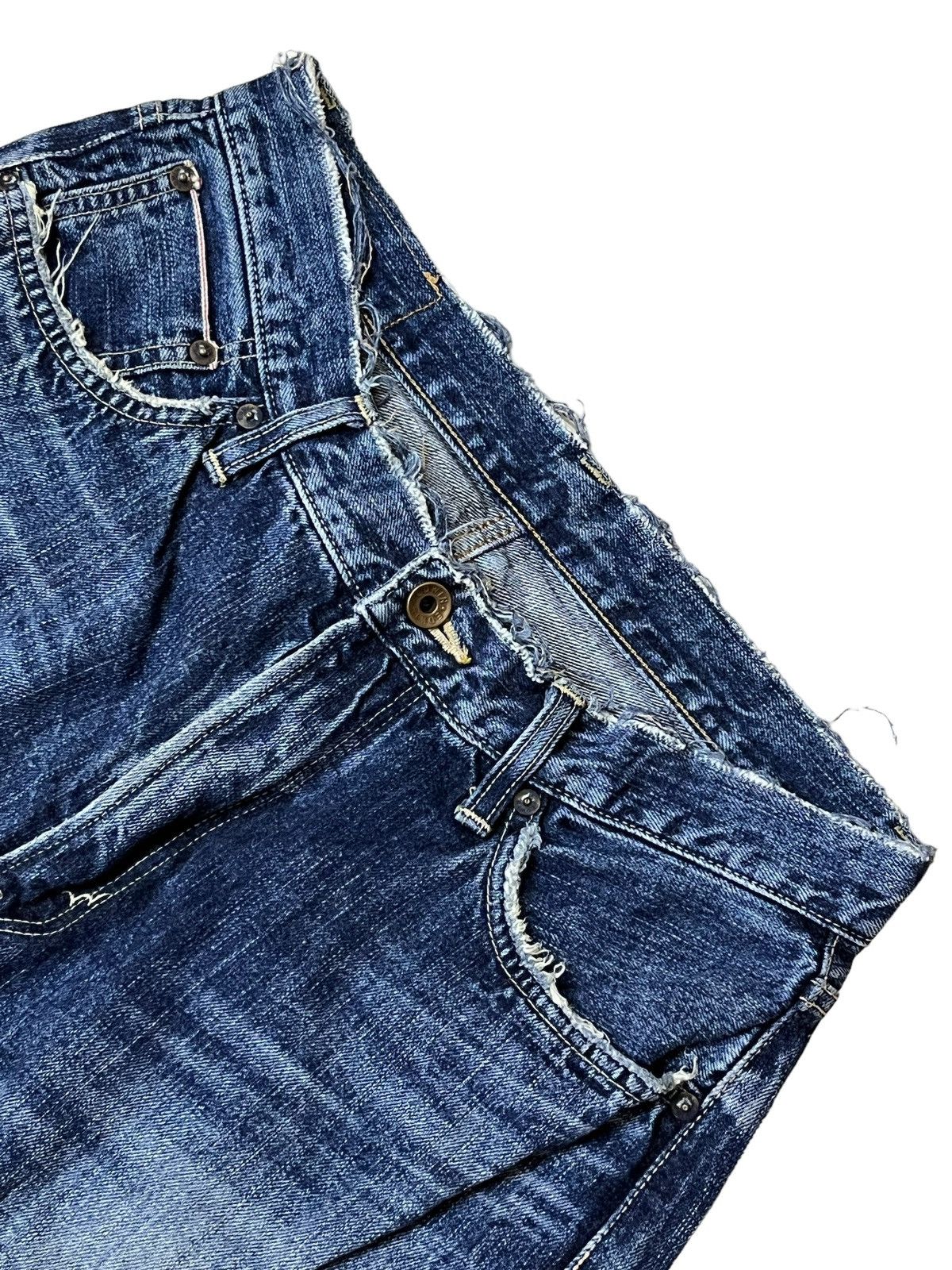Edwin SICK🔥VINTAGE EDWIN 505s DISTRESSED SELVEDGE 3 QUARTER JEANS Size US 32 / EU 48 - 7 Thumbnail