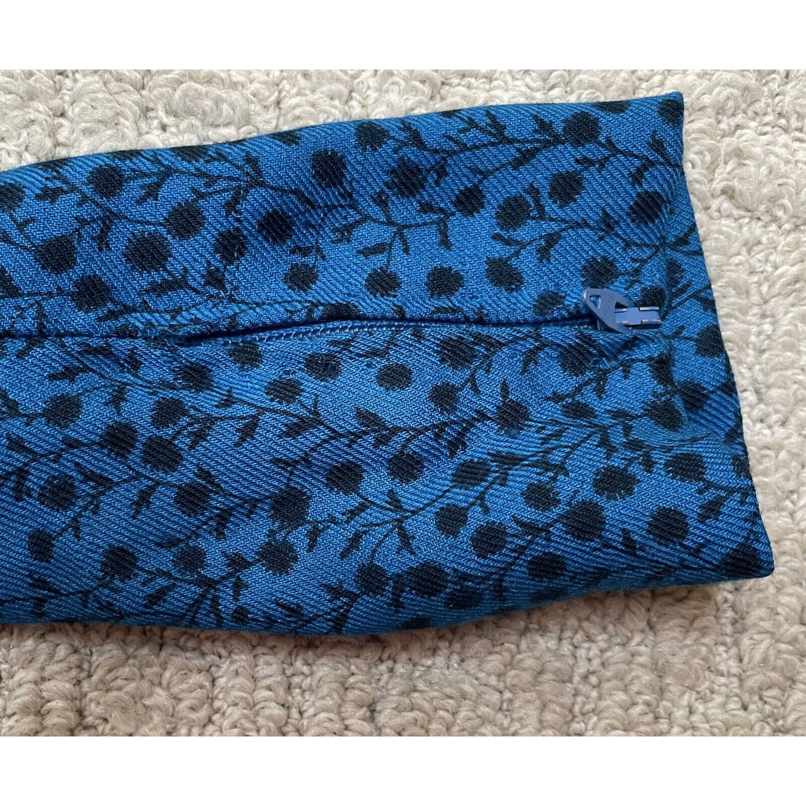 Valentino Vintage Valentino Boutique Blue Floral Wool Dress 10 Pleated Size L / US 10 / IT 46 - 13 Thumbnail