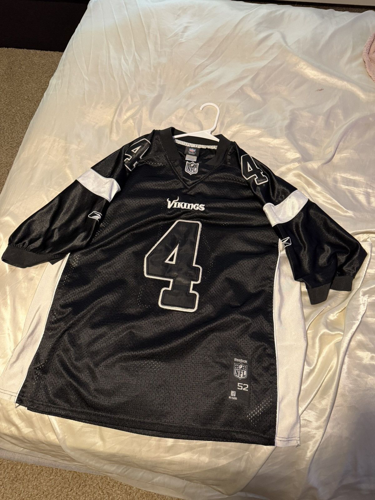 Reebok Black and white favre vikings jersey Size US L / EU 52-54 / 3 - 1 Thumbnail