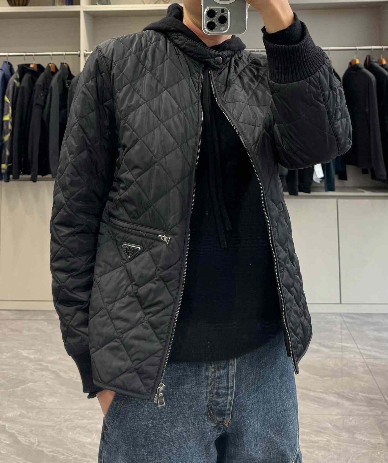 Prada PRADA Quilted Puffer Jacket Size US M / EU 48-50 / 2 - 1 Thumbnail