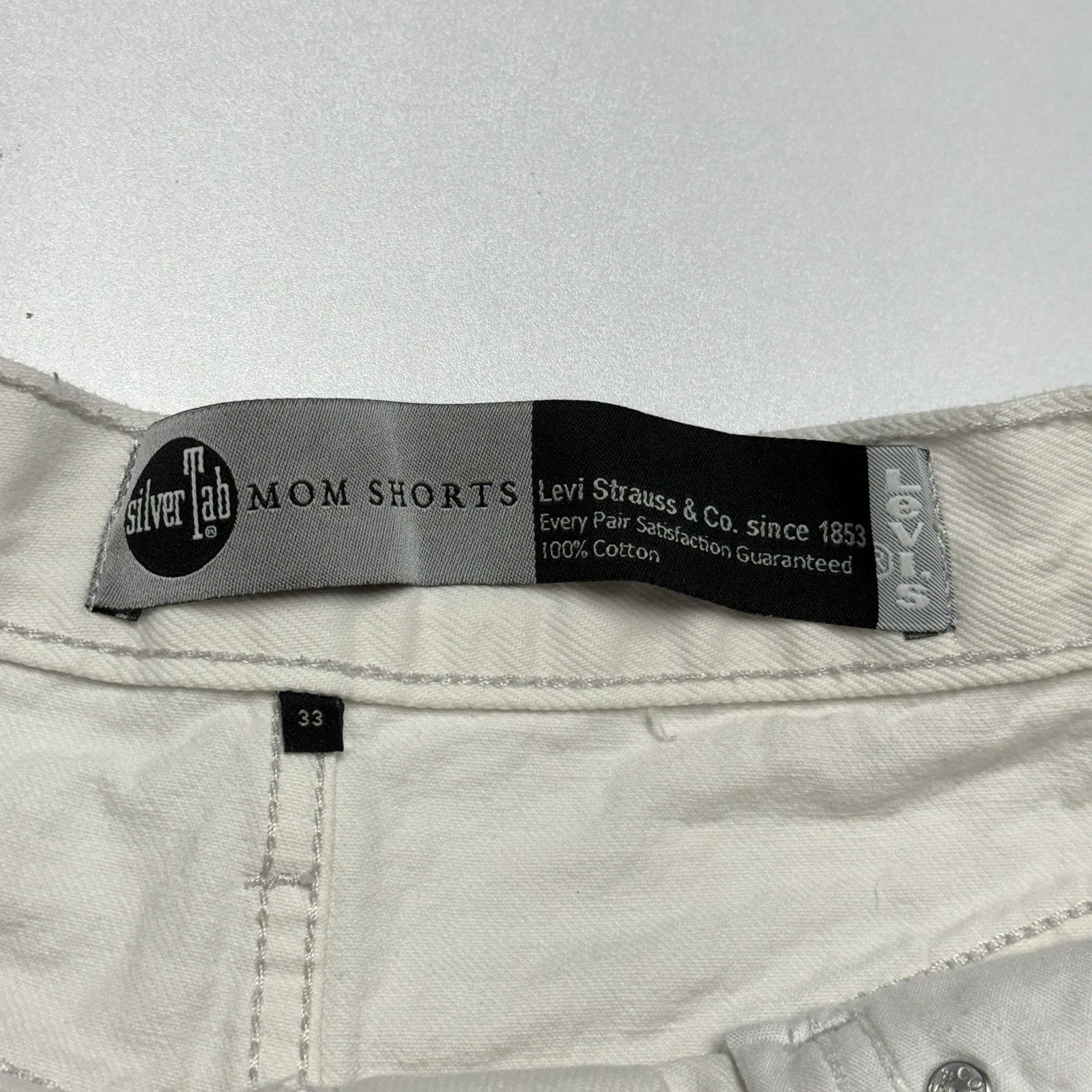 Levi's Levis Silver Tab Mom Shorts Womens 33 White High Rise Waiste Size 33" - 6 Thumbnail