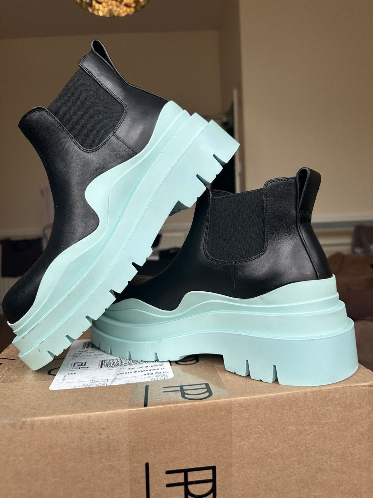 Bottega Veneta Bottega Veneta Tire Ankle Chelsea Boot 'Black Blue' Size US 6 / EU 39 - 6 Thumbnail