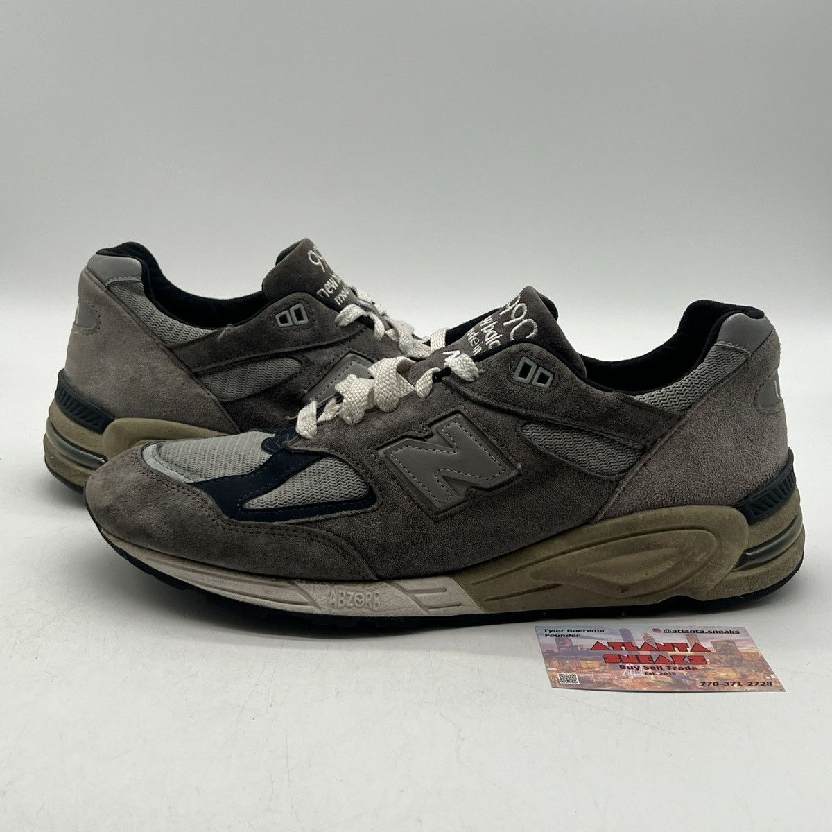 New Balance Madness x 990v2 grey Size US 12 / EU 45 - 1 Thumbnail