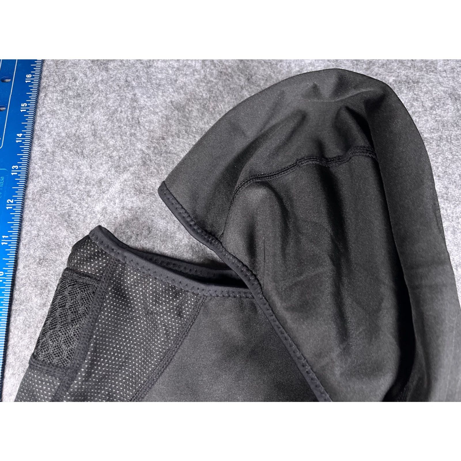 Vintage Balaclava Hat/Cap Adult One Size Black Polyester Fleece Lightweight Outdoor Ski Snowboarding Winter Winter Wear Men Size ONE SIZE - 3 Thumbnail