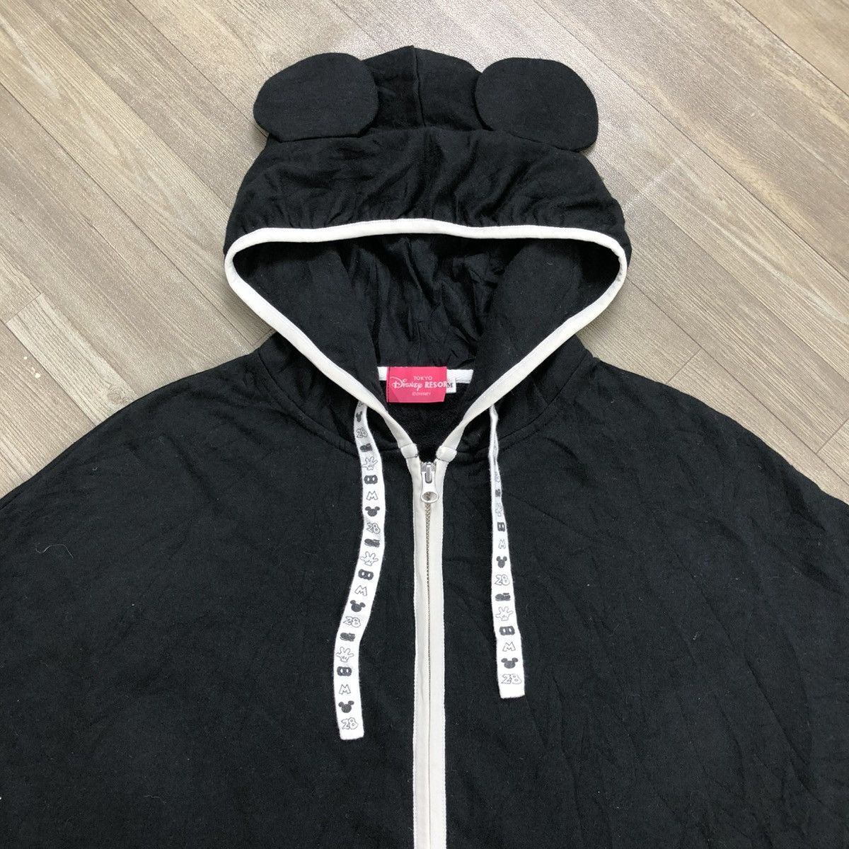 Disney × Japanese Brand 2000s Tokyo Disney Resort Mickey Mouse Ears Hoodie Size US XL / EU 56 / 4 - 5 Thumbnail